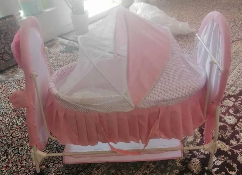 گهواره مدل خرسی|تخت و صندلی بچه|شیراز, نصر|دیوار