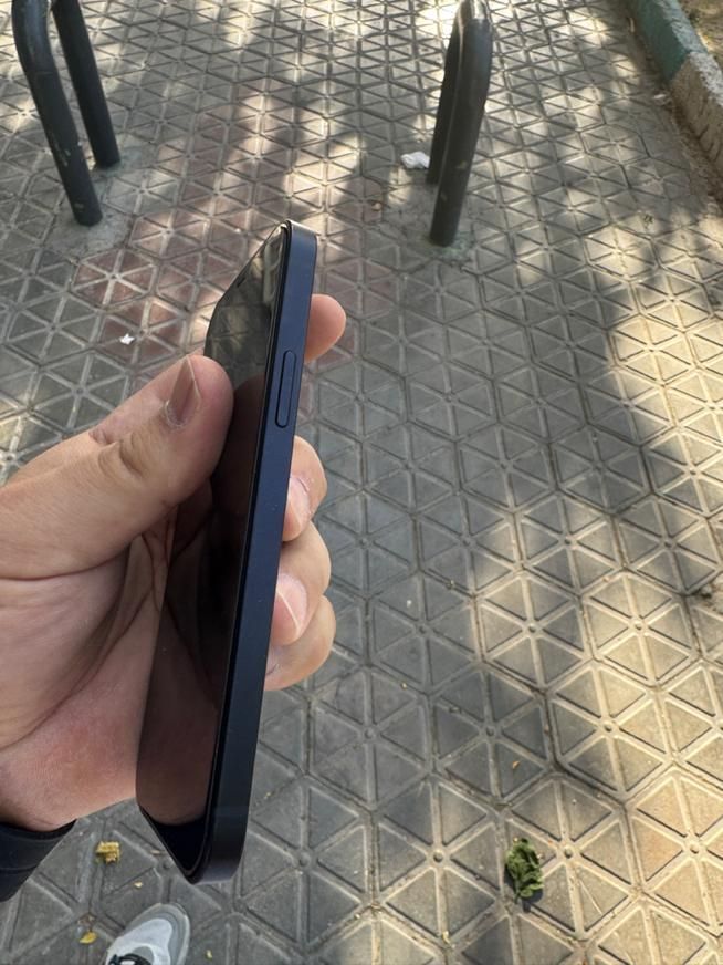 آیفون iphone 12 ch 128 تمیز لاکاغذی در حد نو|موبایل|اصفهان, کوی امیریه|دیوار