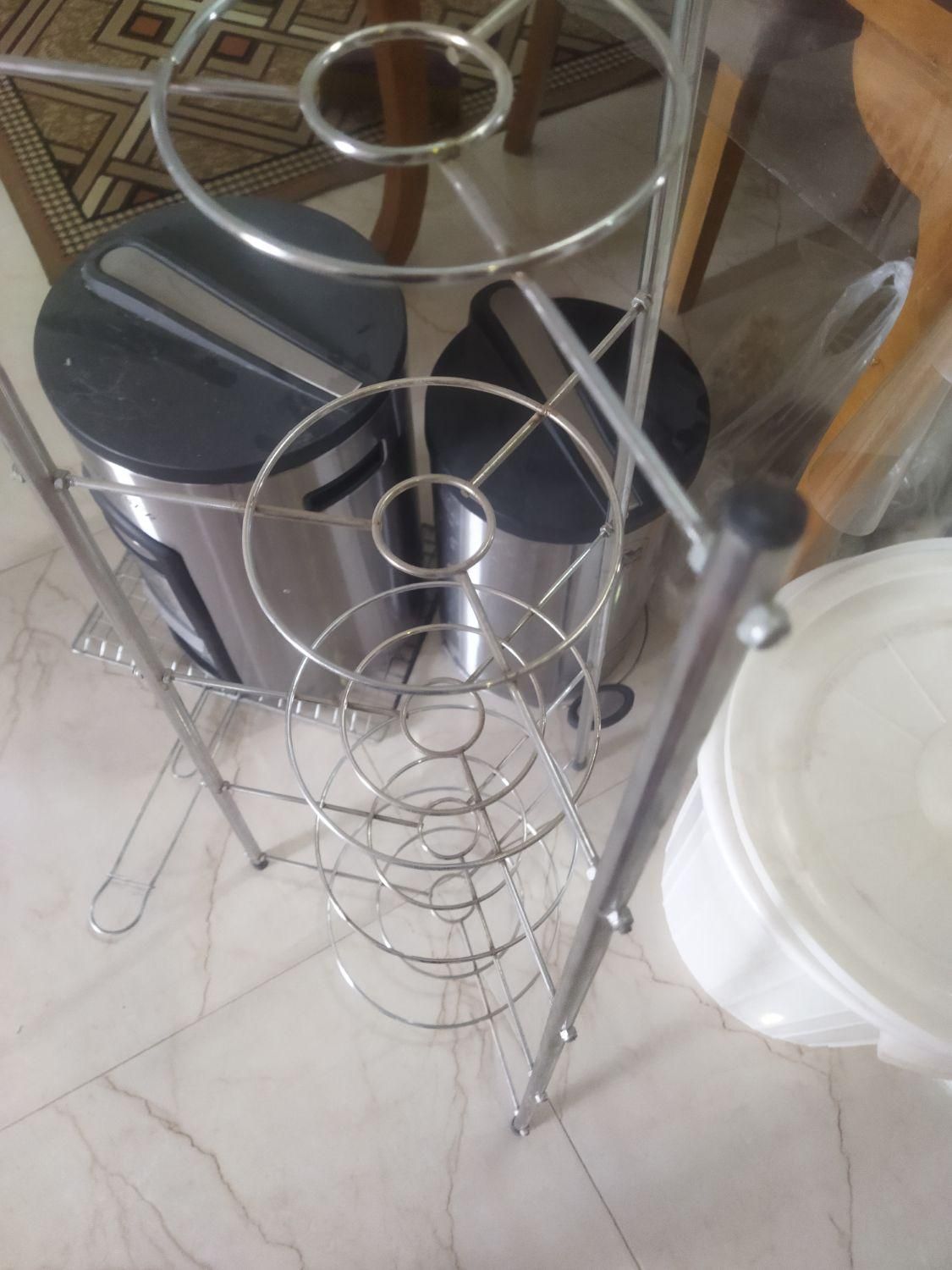 سطل برنج سطل آشغلال استند قابلمه|ظروف نگهدارنده، پلاستیکی، یک‌بارمصرف|اصفهان, جنیران (لادان)|دیوار