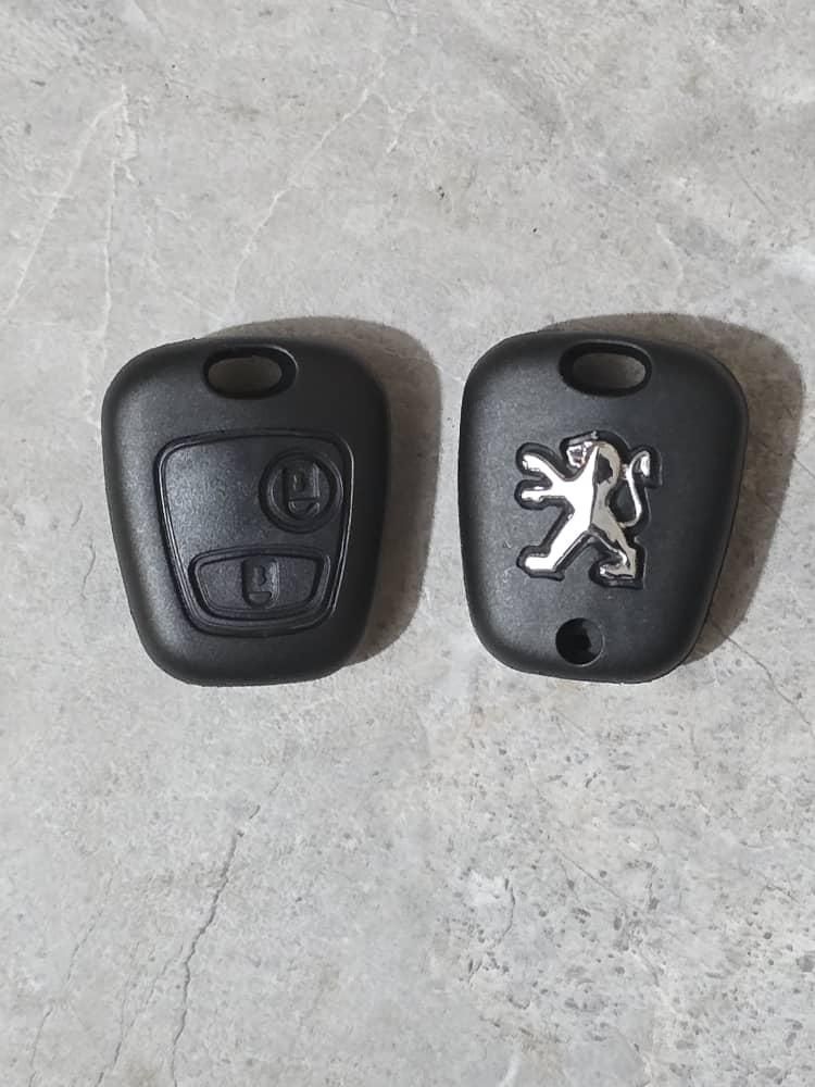 کلیدسازی باز کردن قفل منزل و خودرو ساخت سوییچ|خدمات پیشه و مهارت|فولادشهر, B5|دیوار