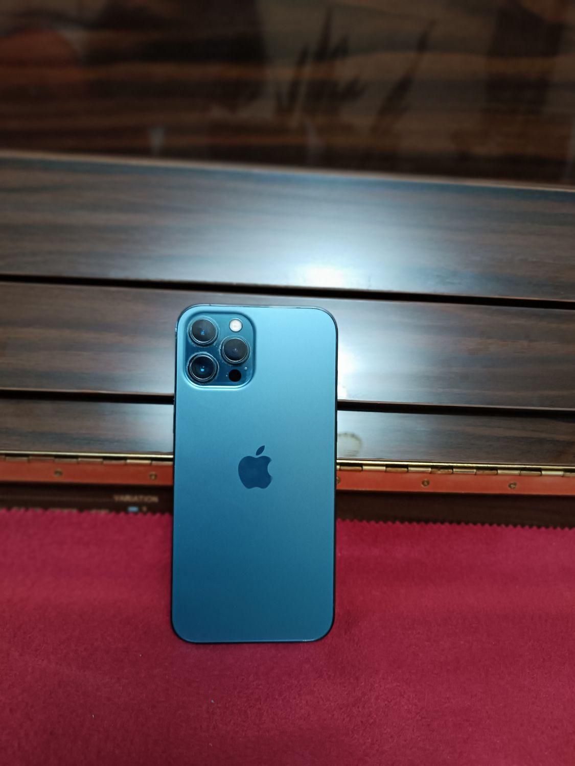اپل iPhone 12 Pro با حافظهٔ ۲۵۶ گیگابایت|موبایل|تهران, چیتگر|دیوار