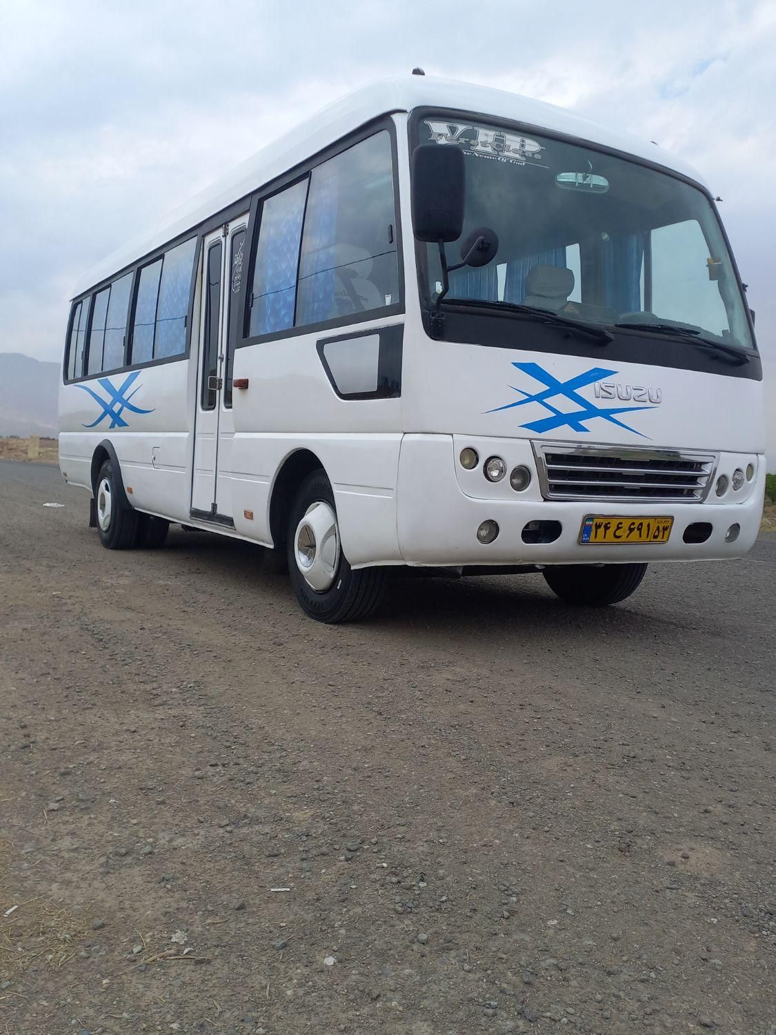 دربستی مینی بوس  ایسوزو ۱۹ نفره|خدمات حمل و نقل|کاشان, شهرک امیرکبیر|دیوار