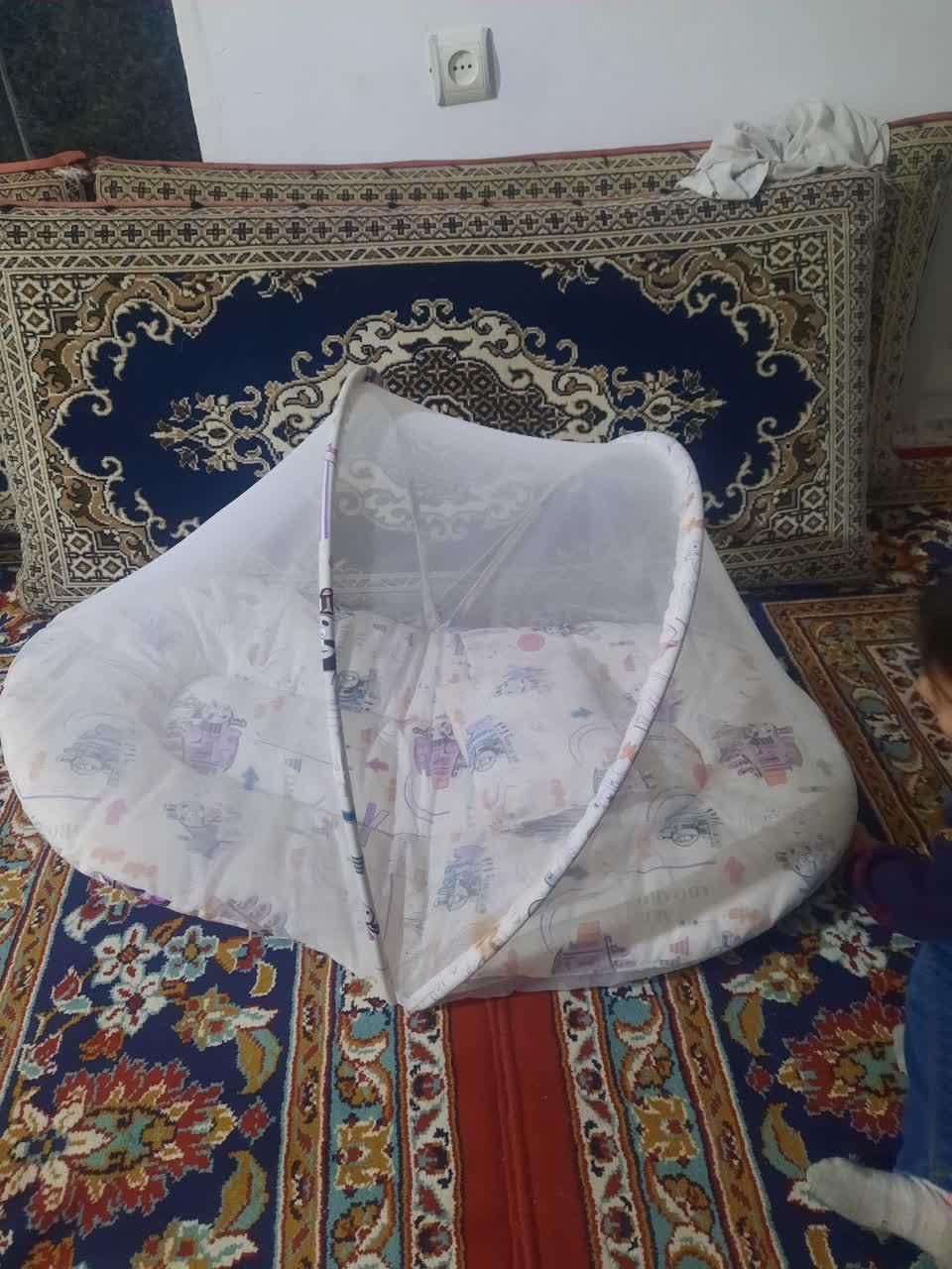 پشه بندکودک قالیچه اتاق سرویسخواب بالش شیراغوشی|اسباب و اثاث بچه|مشهد, استاد یوسفی (شهرک غرب)|دیوار