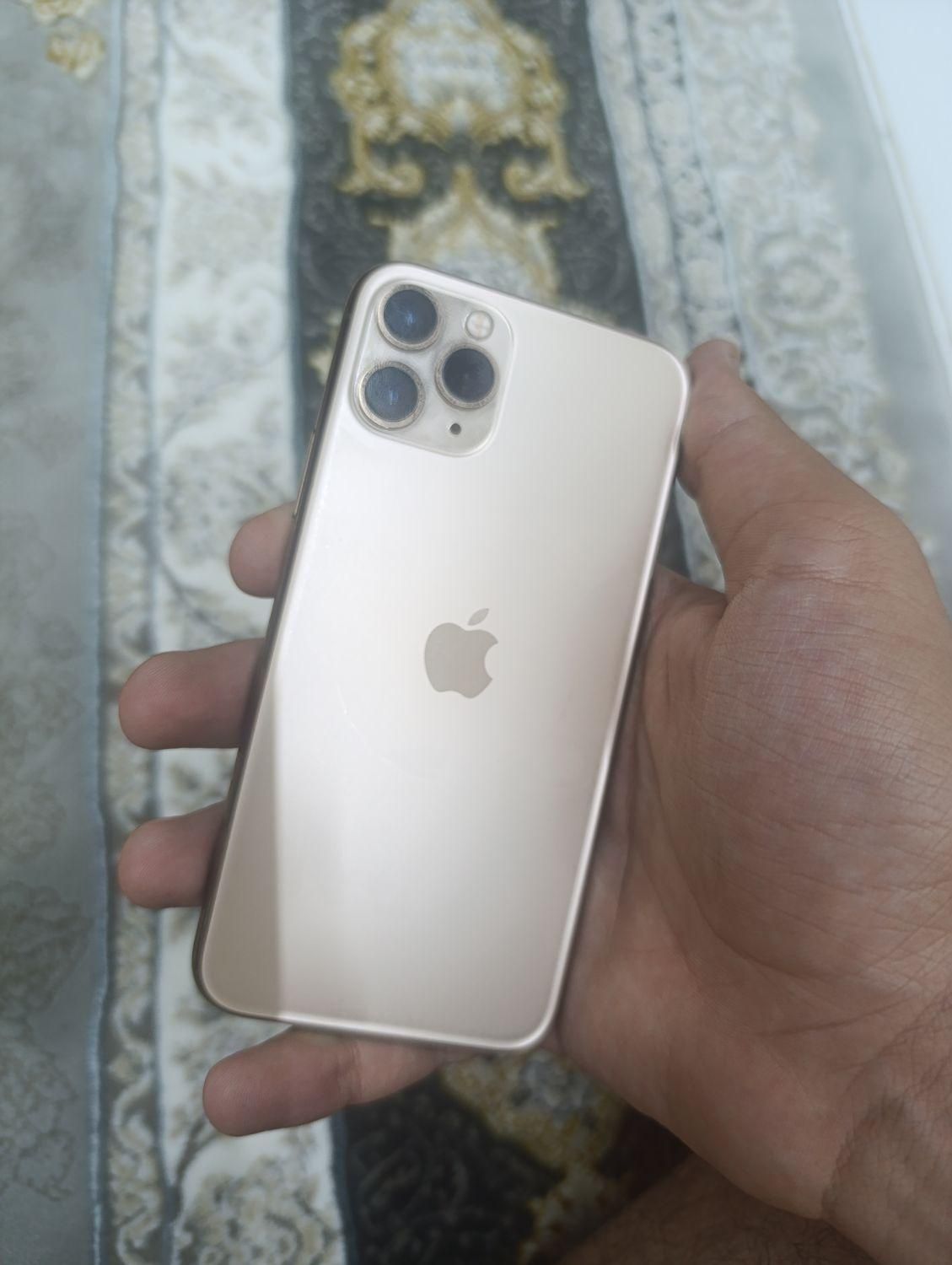 اپل iPhone 11 Pro با حافظهٔ ۶۴ گیگابایت|موبایل|کرمانشاه, |دیوار