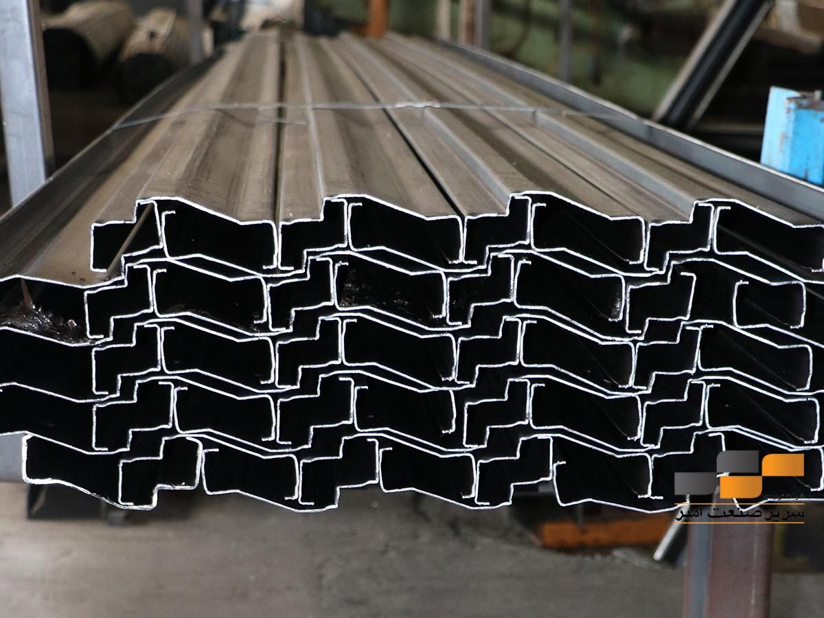 چهارچوب فلزی و فریم . نقد و چک|خدمات پیشه و مهارت|سنندج, |دیوار