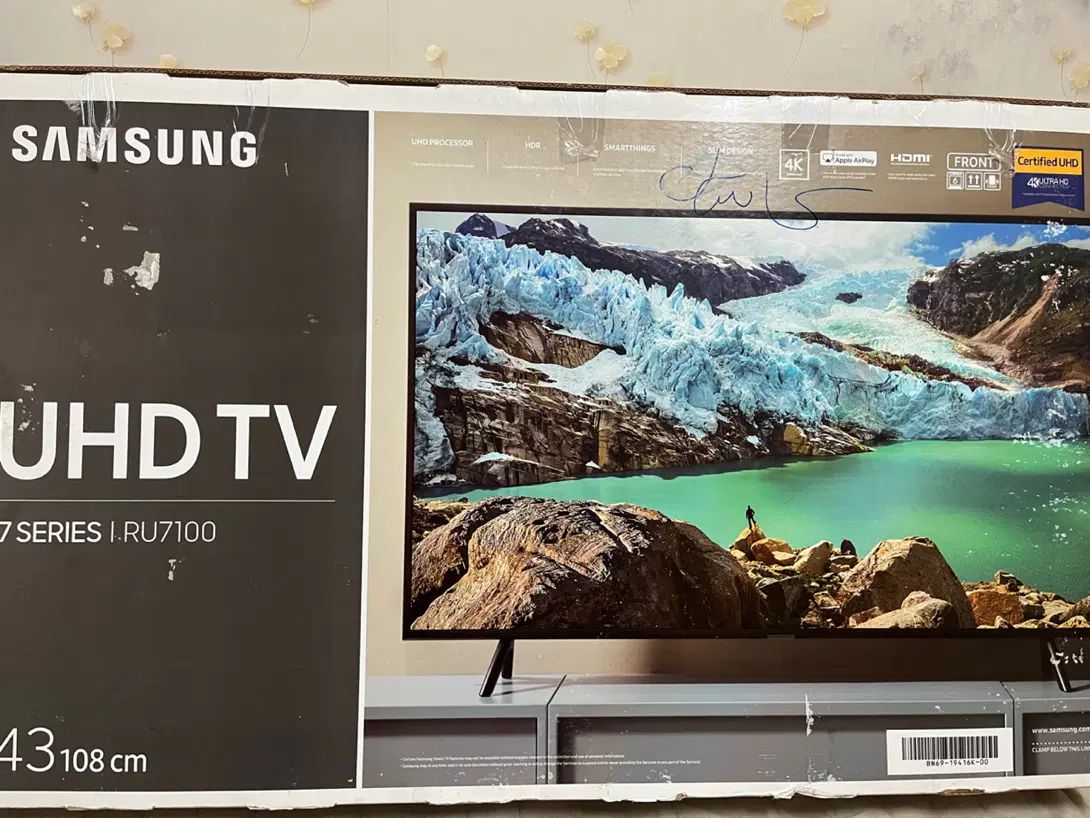 تلویزیون اسمارت 4k سامسونگ (samsung)مدل Ru7100 ۴۳|تلویزیون و پروژکتور|تهران, شهرک چیتگر|دیوار
