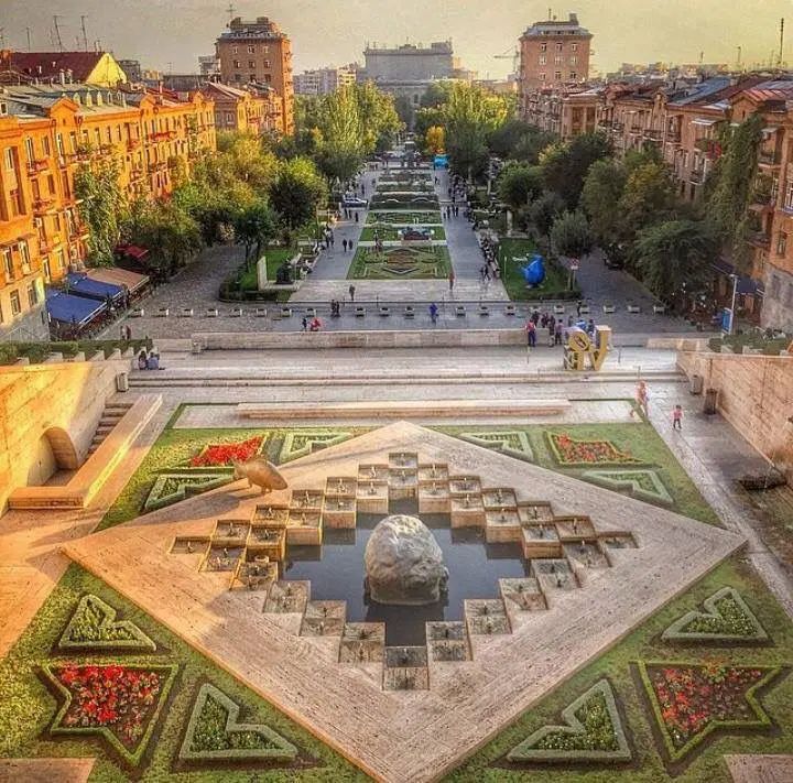 تور شاد گروهی ارمنستان ویژه جشن رنگ ۳۰ مرداد|تور و چارتر|تهران, اکباتان|دیوار