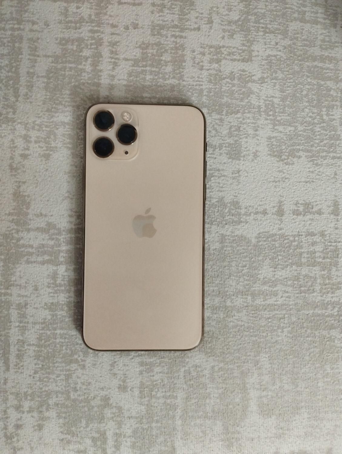 اپل iPhone 11 Pro با حافظهٔ ۲۵۶ گیگابایت|موبایل|نیشابور, امام خمینی|دیوار