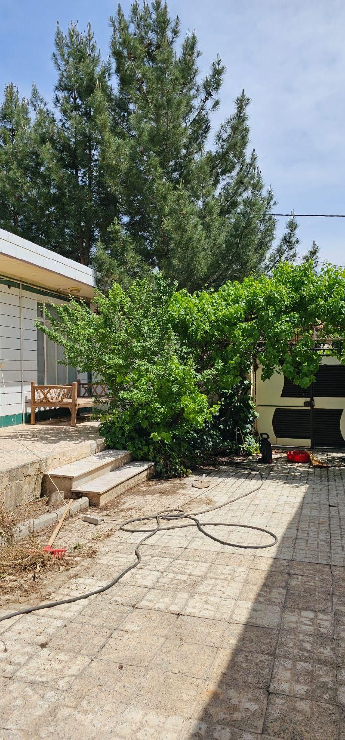 باغ ویلا سندتکبرگ کنتورآب برق گازشهری|فروش خانه و ویلا|هشتگرد, شهرک راه آهن|دیوار