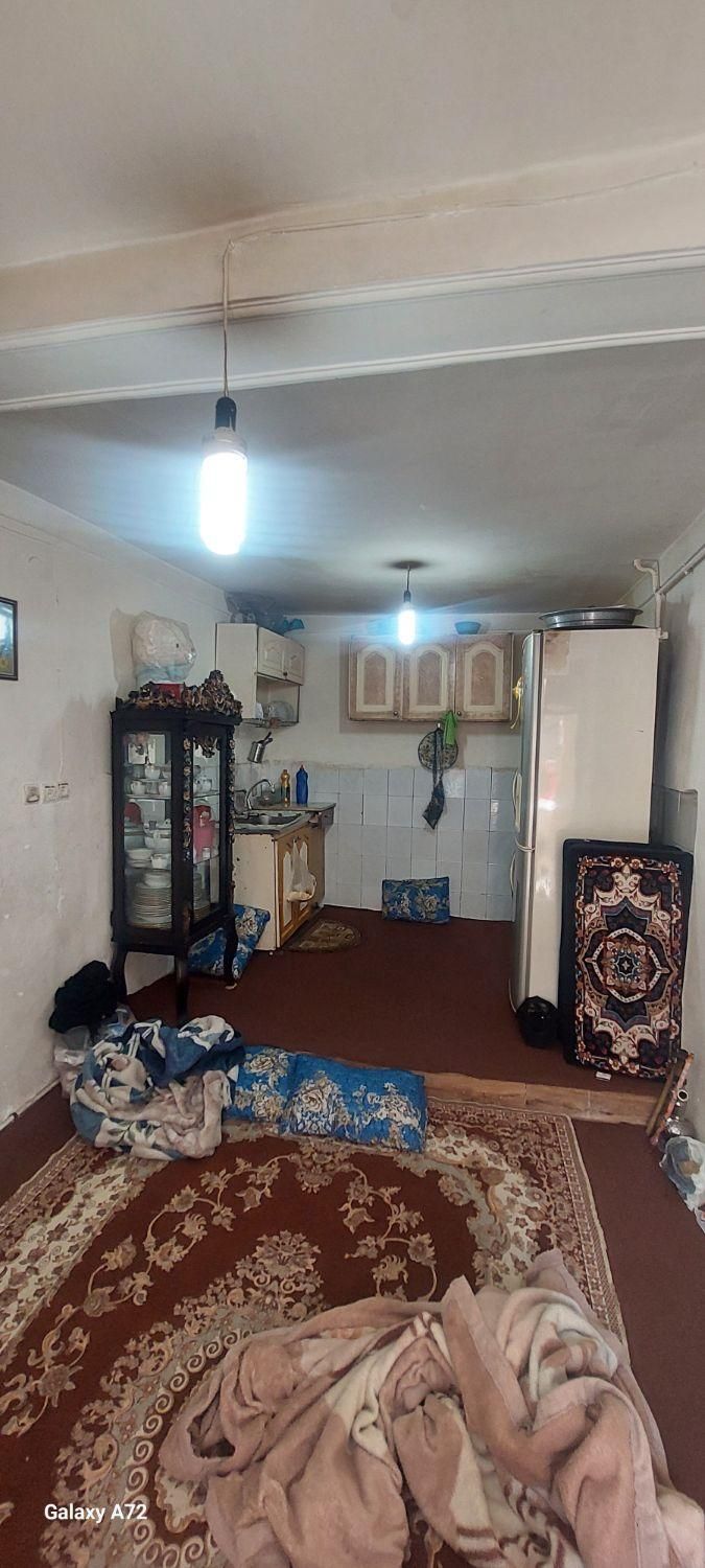 ویلایی ۳۳ متری دو طبقه سند تک برگ بغل دار|فروش خانه و ویلا|تهران, زهتابی|دیوار