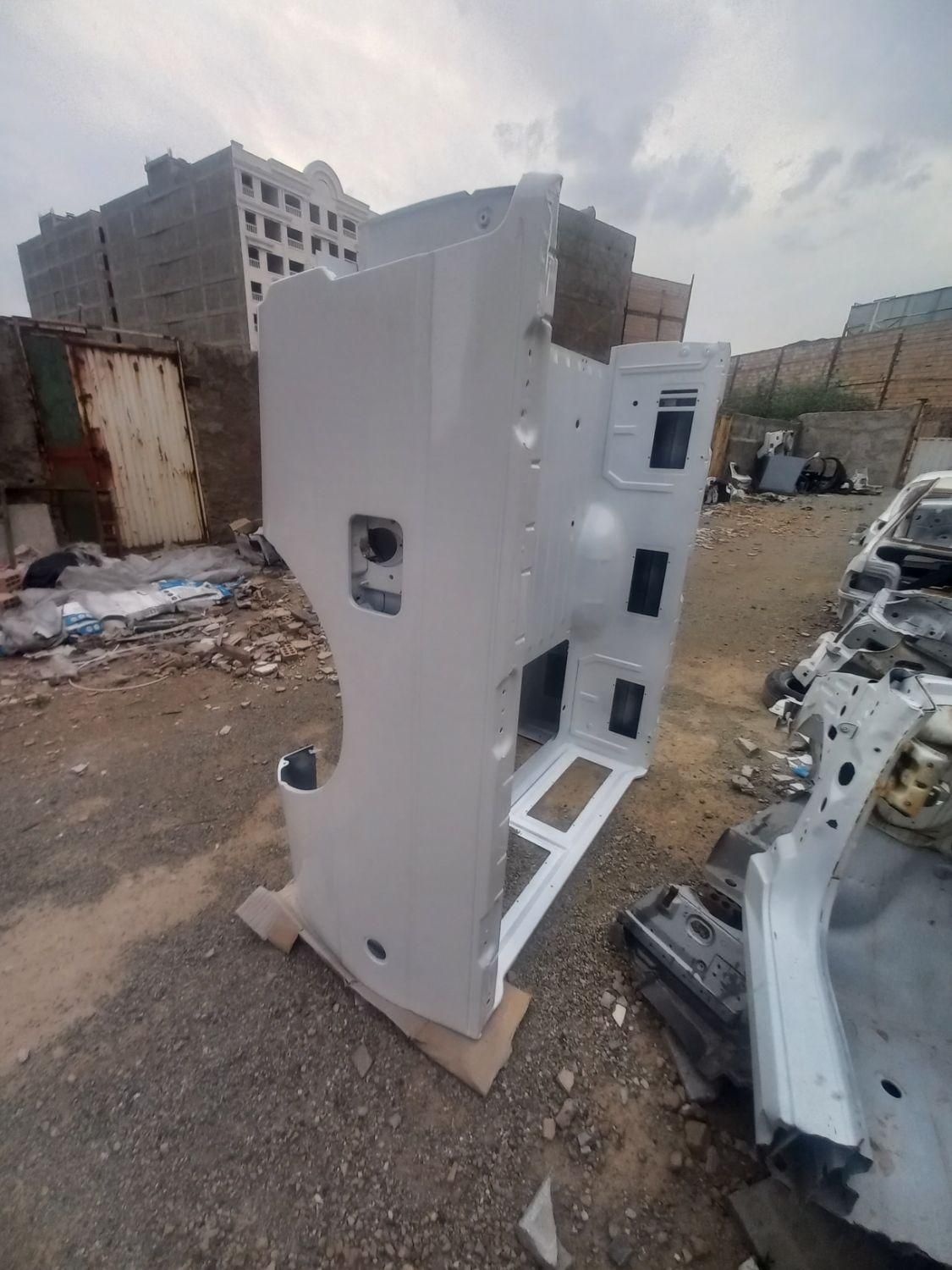 قطعات بدنه رنگ فابریک گلگیر کاپوت درب|قطعات یدکی و لوازم جانبی|کرج, عظیمیه|دیوار