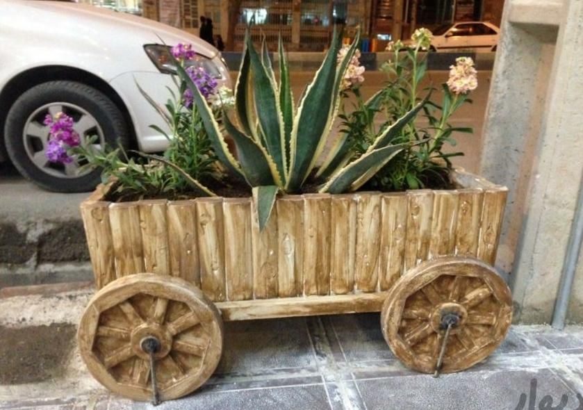 گلدان بزرگ بتنی سیمانی سنگی|گل مصنوعی|قم, زاویه|دیوار