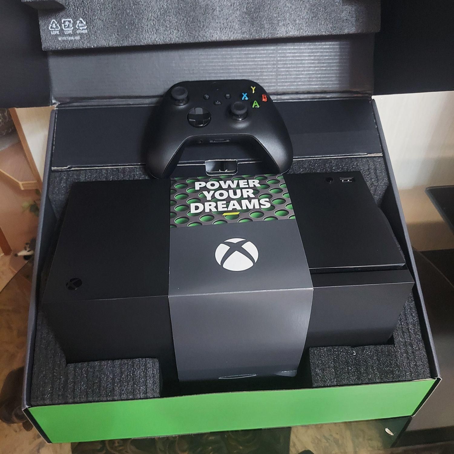 Xbox سری x در حد نو ( ایکس باکس )|کنسول، بازی ویدئویی و آنلاین|رشت, توشیبا|دیوار