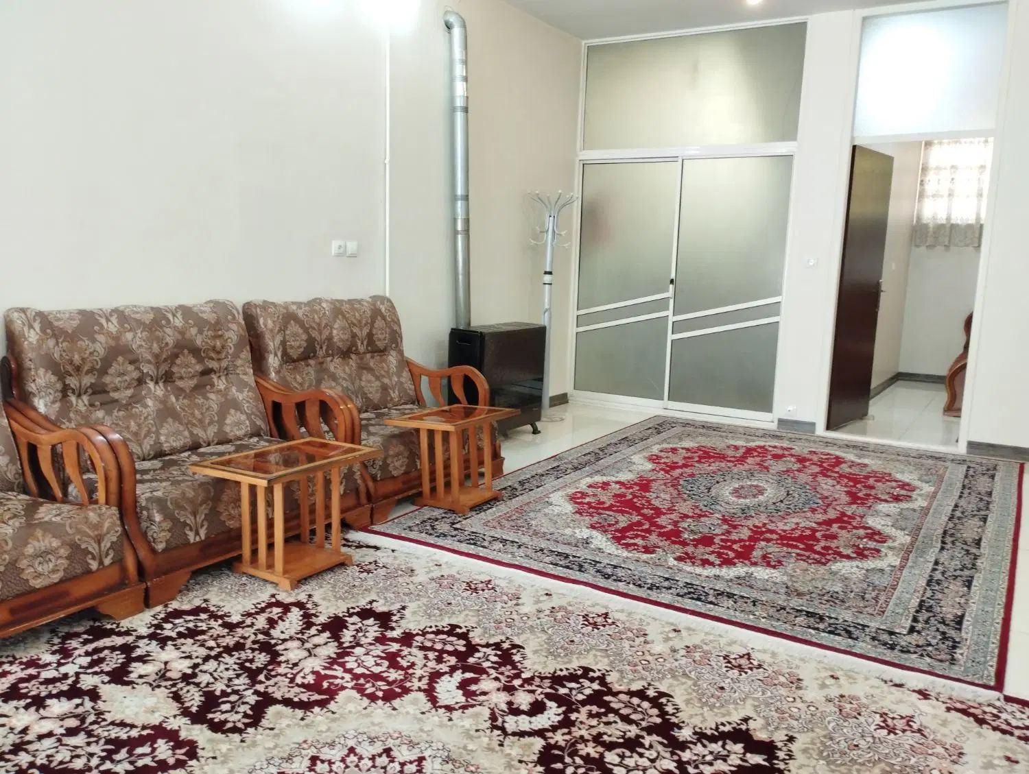 اجاره سویت و منزل|اجارهٔ کوتاه‌مدت آپارتمان و سوئیت|اصفهان, خلیل آباد|دیوار