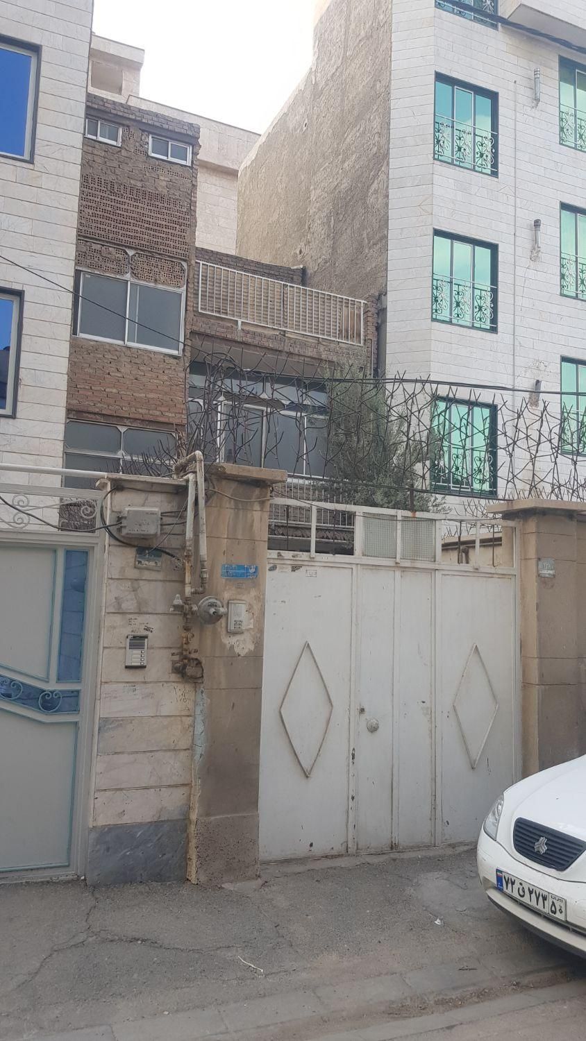 خانه کلنگی|فروش زمین و ملک کلنگی|تهران, صاحب الزمان|دیوار