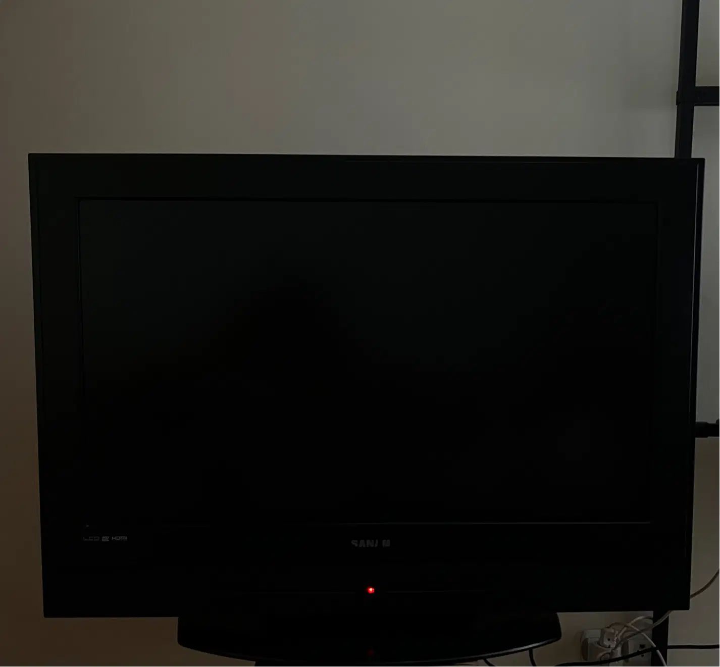 تلویزیون HD lcd 42 اینچ|تلویزیون و پروژکتور|تهران, سعادت‌آباد|دیوار
