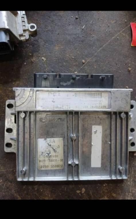 ایسیوکامپیوتراستوک اکبندوتعمیرات ایسیوخودرو|قطعات یدکی و لوازم جانبی|تهران, شهرک استقلال|دیوار