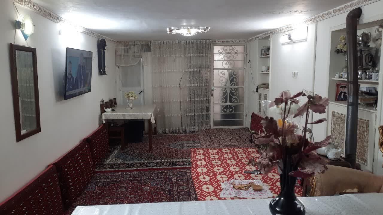 ویلایی ۷۸ متری /دوطبقه نقلی/واقع در یاران|فروش خانه و ویلا|مشهد, هفده شهریور|دیوار