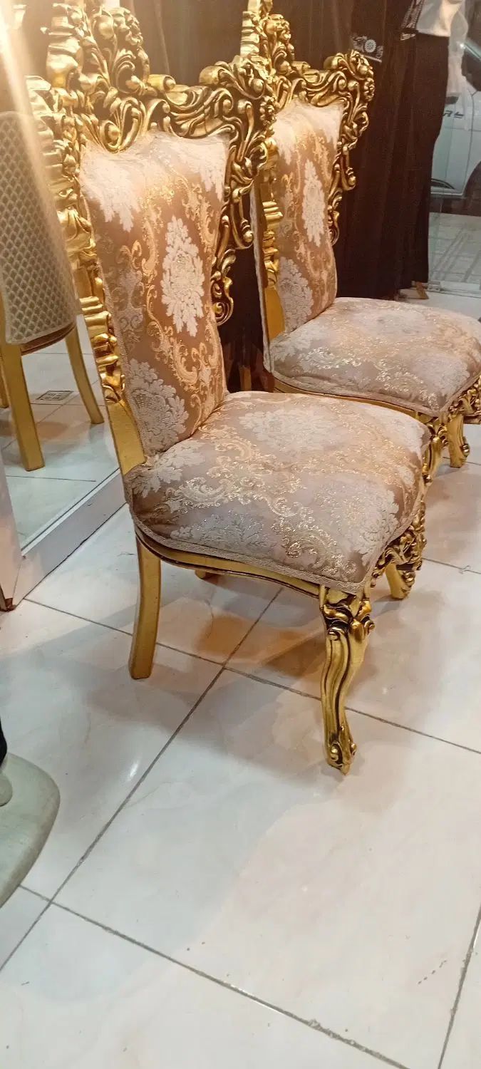 دو عدد مبل یکنفره طلایی مناسب اجاره مراسم|مبلمان خانگی و میز عسلی|رباط‌کریم, نصیرشهر|دیوار