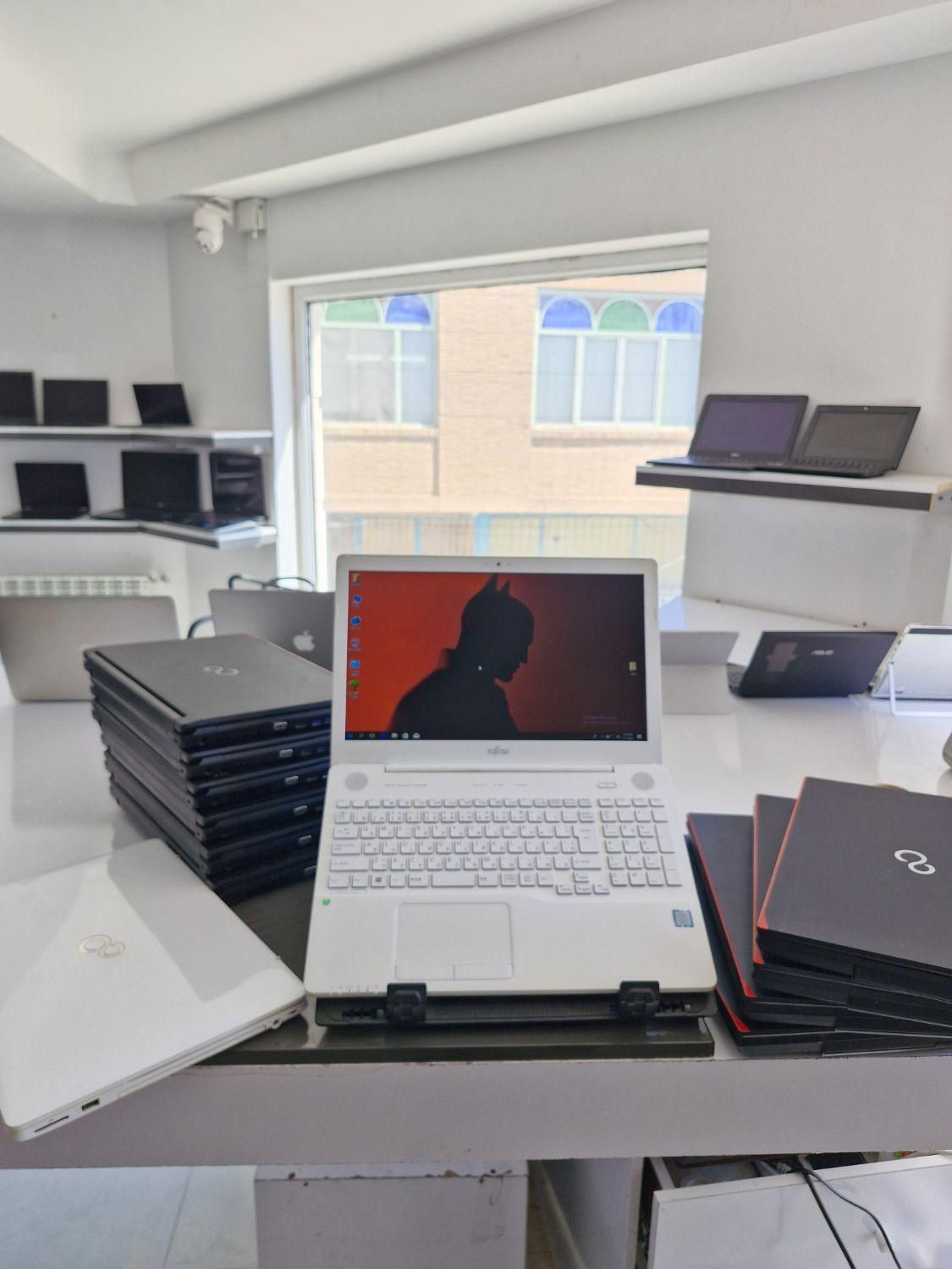 Fujitsu i5 i3(ویژه عید)|رایانه همراه|کرمان, |دیوار