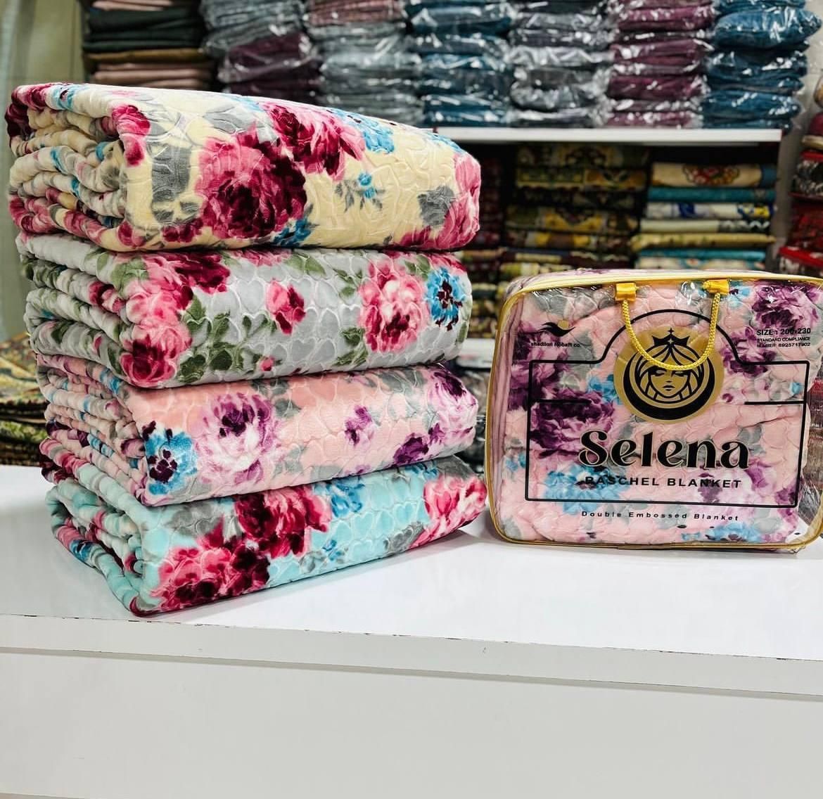 پتو سرای حلما|رختخواب، بالش، پتو|ساوه, |دیوار