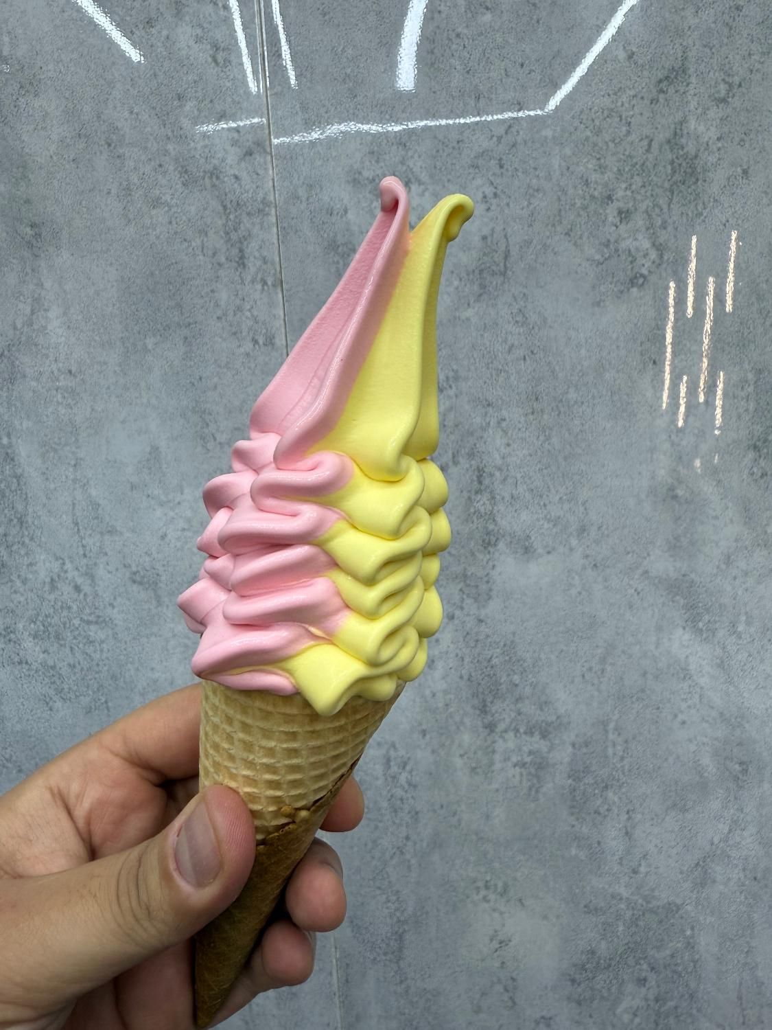 ثعلب حرفه ای بستنی قیفی|کافی‌شاپ و رستوران|اهواز, کیانپارس |دیوار