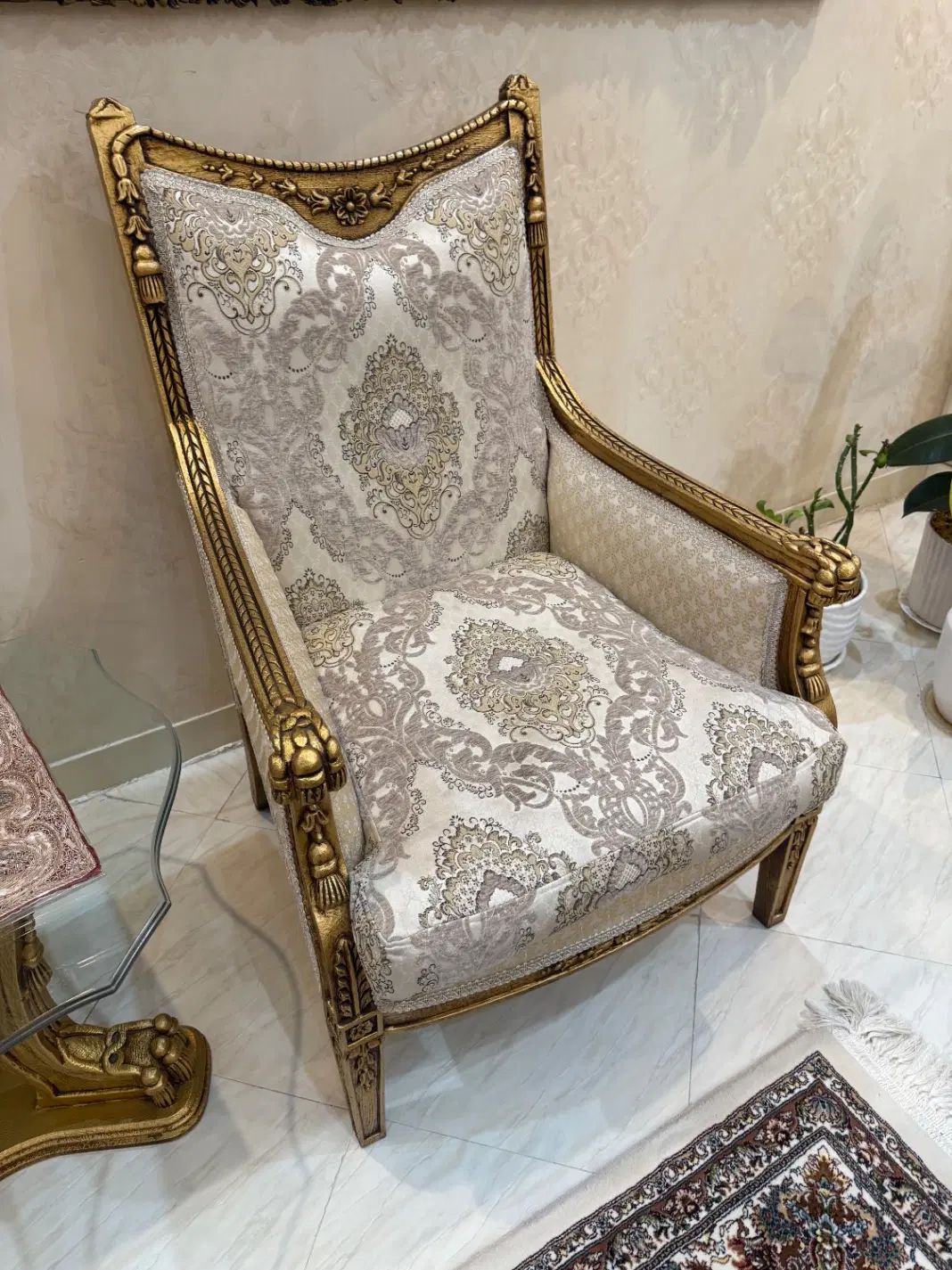 مبل کلاسیک ۹نفره و غذاخوری چوب راش لهستان|مبلمان خانگی و میز عسلی|ساوه, |دیوار