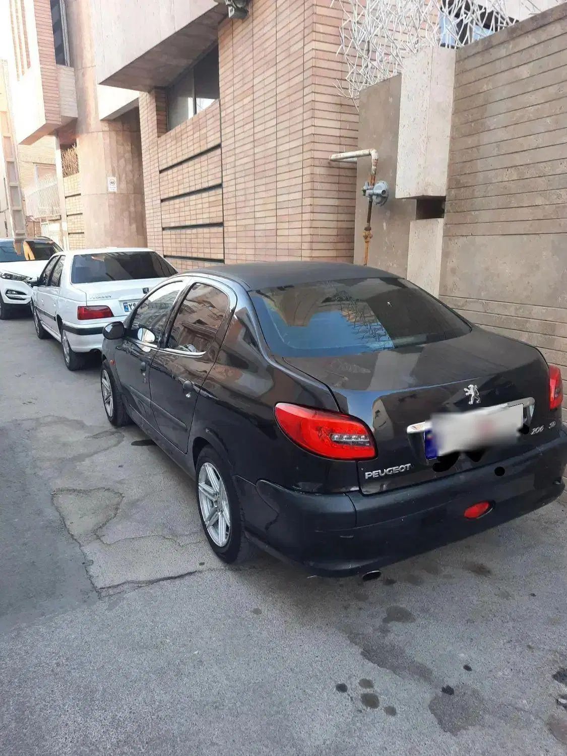 پژو 206 SD V1، مدل ۱۳۸۸|خودرو سواری و وانت|اصفهان, وحید|دیوار