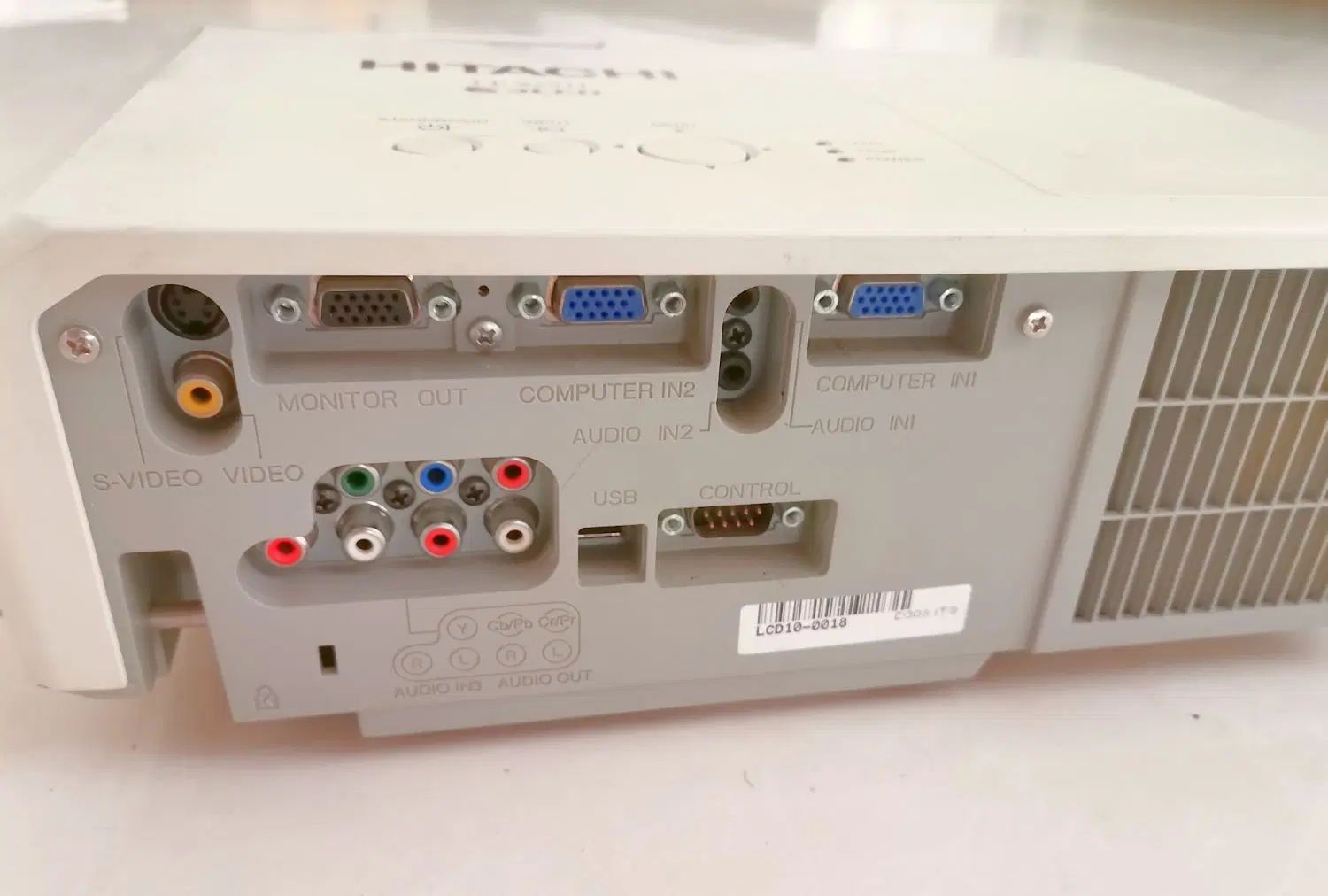 فوری/ ویدیو پروژکتور هیتاچی HITACHI  CP-X2511|تلویزیون و پروژکتور|مشهد, امام خمینی|دیوار