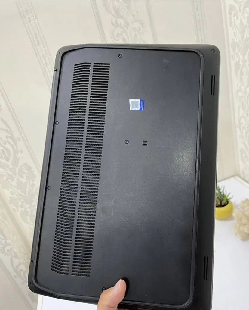 hp zbook g4 سیپیو 7820HQ چهار گیگ گرافیک مجزا|رایانه همراه|کرج, اصفهانی‌ها|دیوار