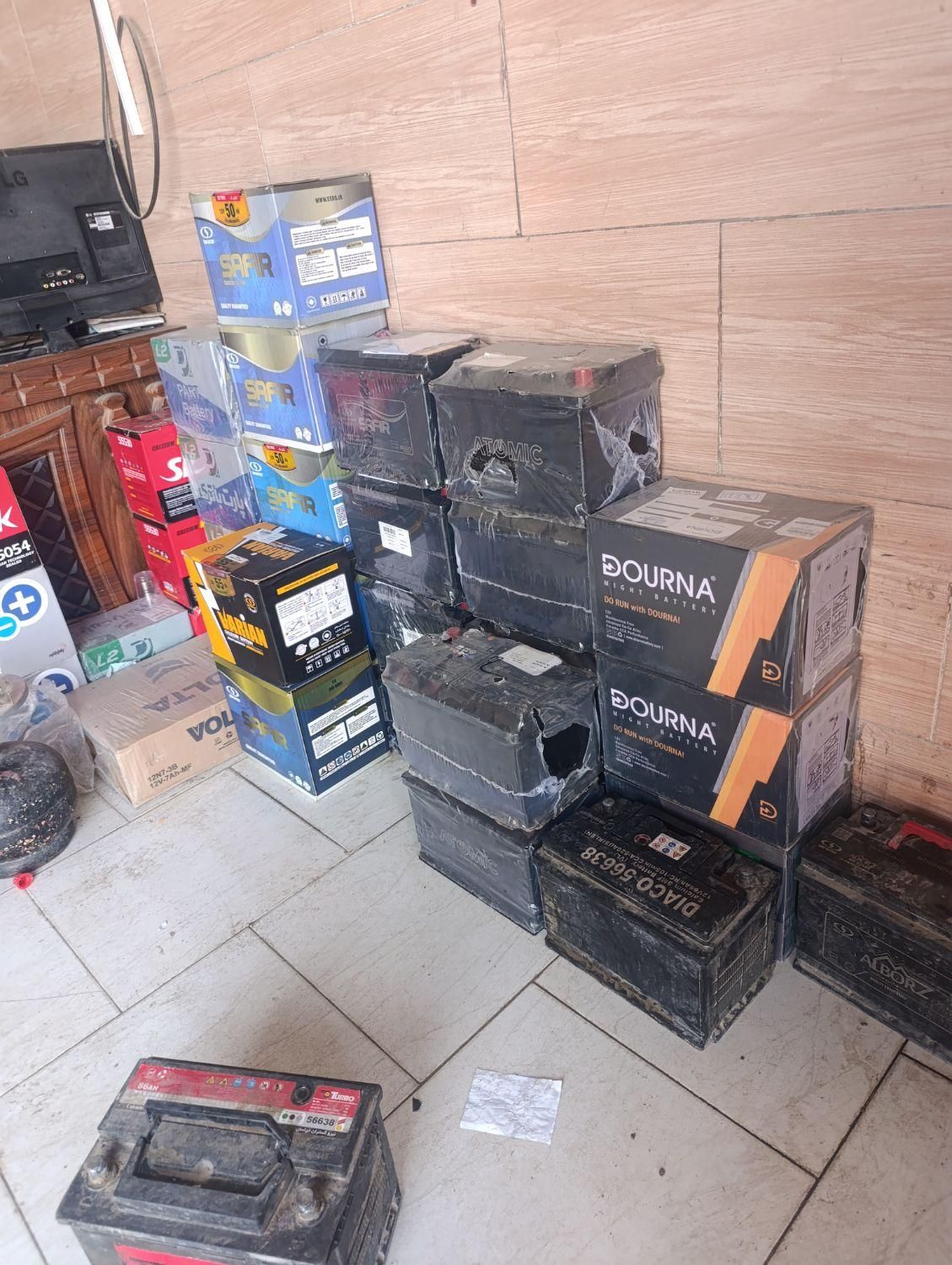 فروشگاه باتری با شرایط اقساط به قیمت نقد|قطعات یدکی و لوازم جانبی|زاهدان, |دیوار