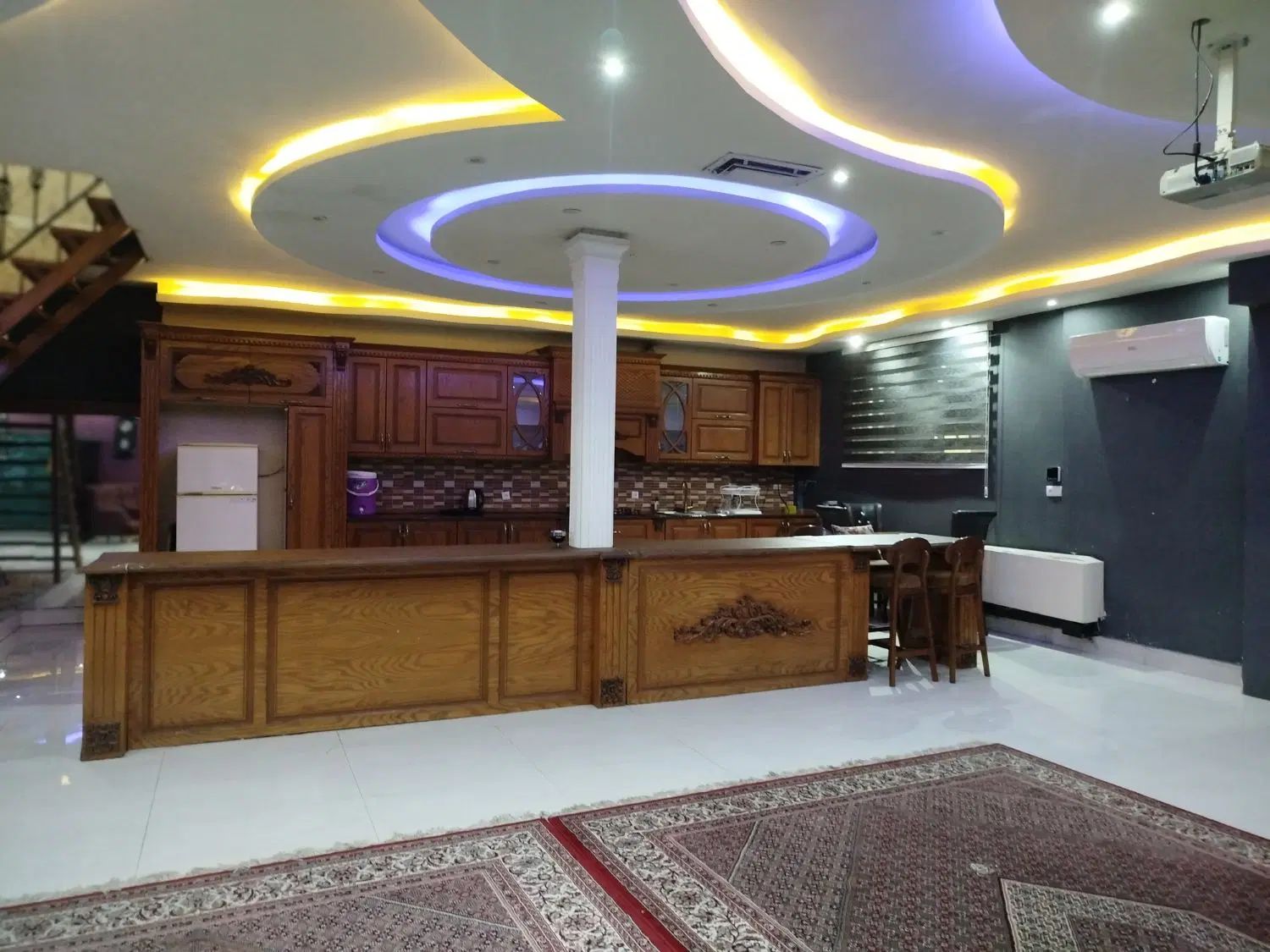 تماس|اجارهٔ خانه و ویلا|مشهد, باغستان|دیوار
