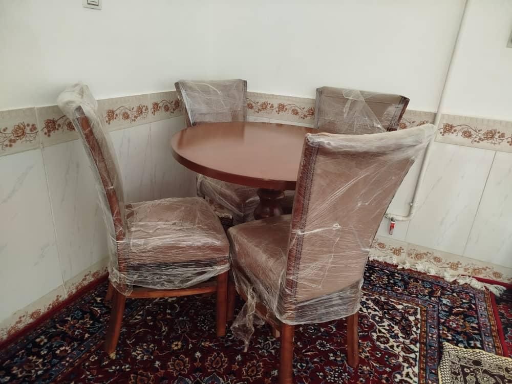 میز ناهار خوری چستر|میز و صندلی غذاخوری|بروجرد, |دیوار