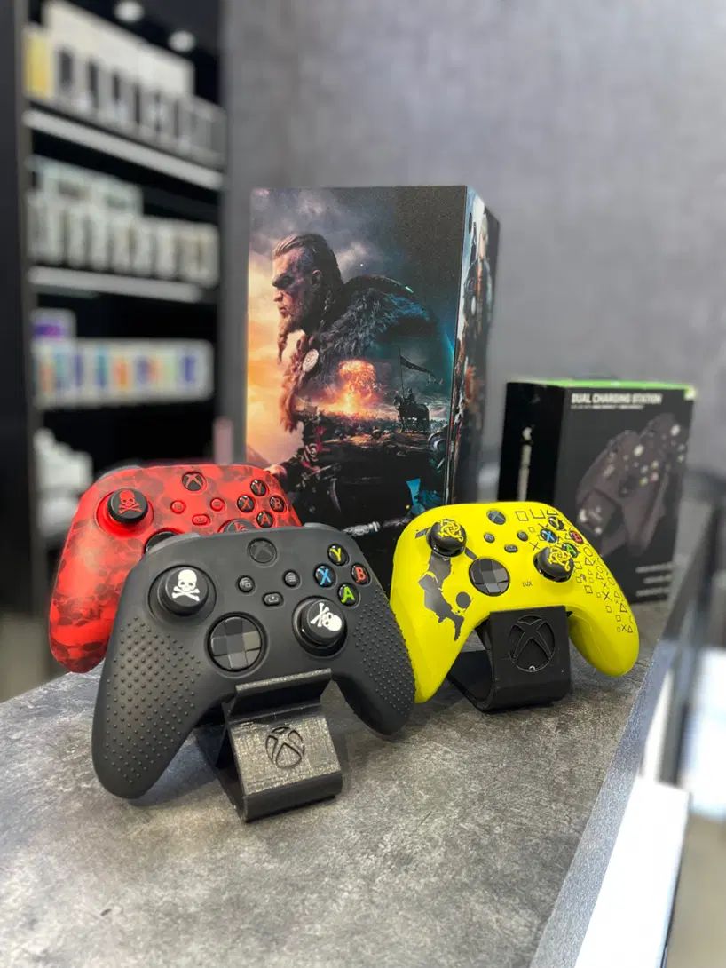 xbox seri x بخرویه دسته اضافه وشارژ دسته اشانتیون|کنسول، بازی ویدئویی و آنلاین|اصفهان, مفتح|دیوار