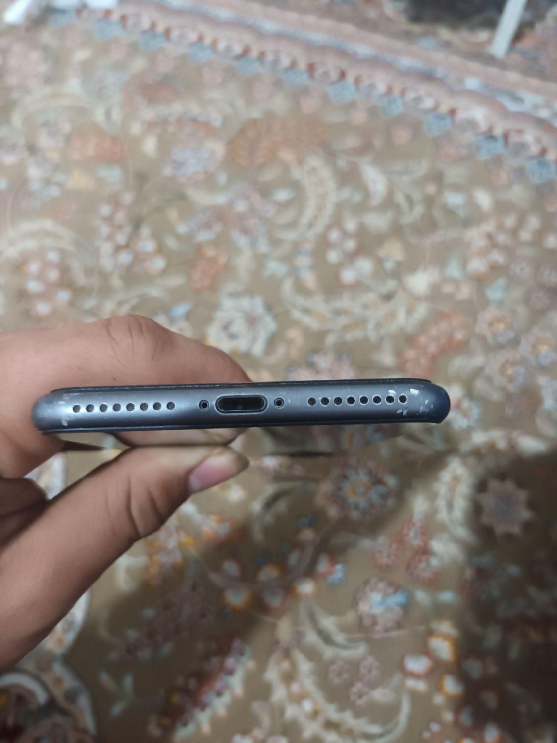 اپل iPhone 8 Plus با حافظهٔ ۶۴ گیگابایت|موبایل|کرج, کیانمهر|دیوار