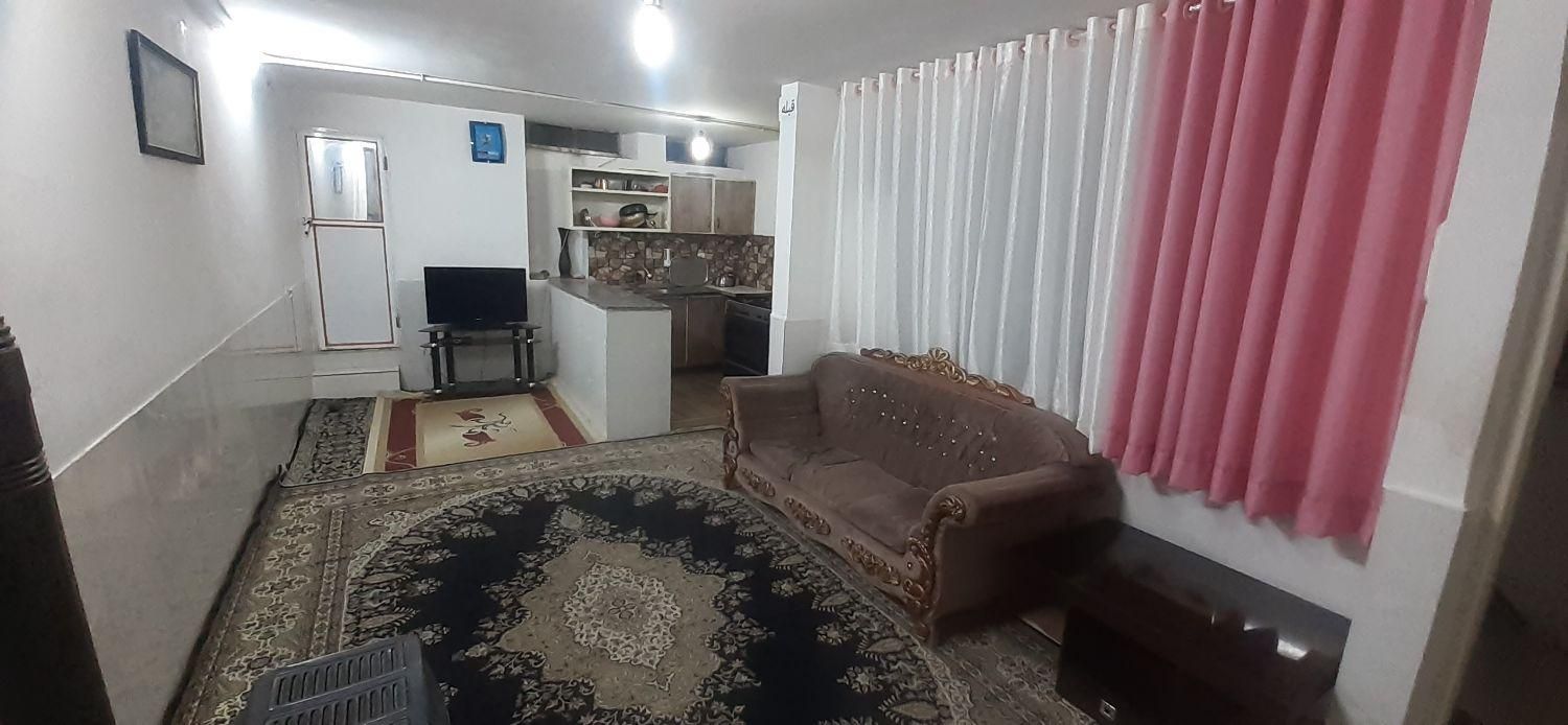 سوییت تمییز و همکف باپارکینگ نزدیک حرم|اجارهٔ کوتاهمدت آپارتمان و سوئیت|مشهد, جوادیه|دیوار