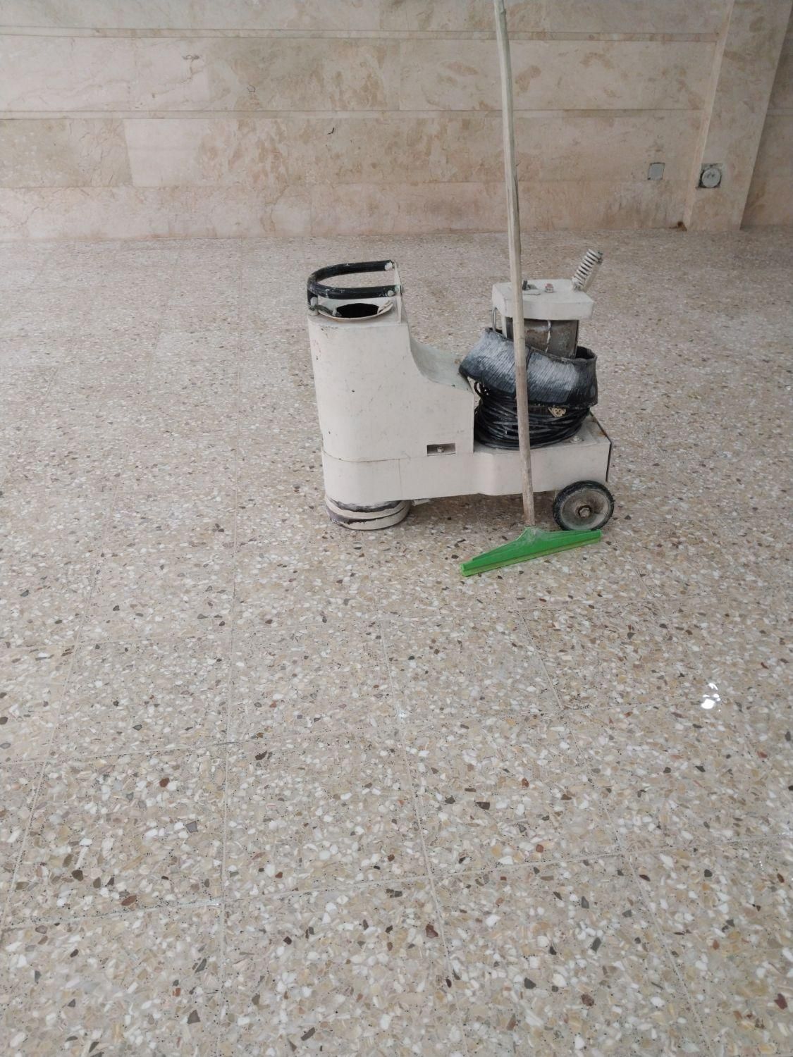 سنگ سابی، موزائیک سابی ،نماسابی رسالت|خدمات نظافت|مشهد, خواجه ربیع|دیوار