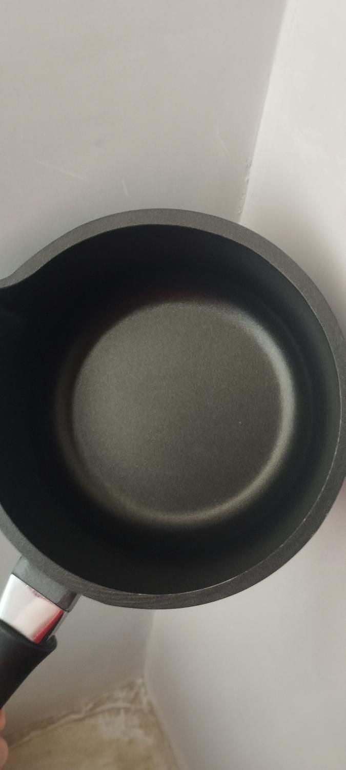 سرویس قابلمه چدن|ظروف پختوپز|میانه, |دیوار