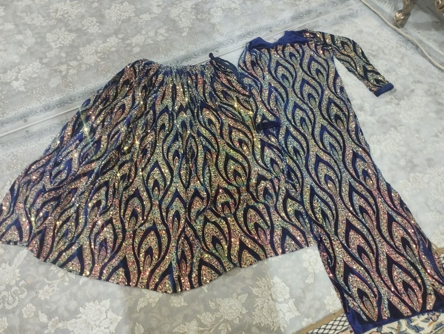 لباس محلی سنگ و پولک دوزی نو|لباس|فولادشهر, C1|دیوار