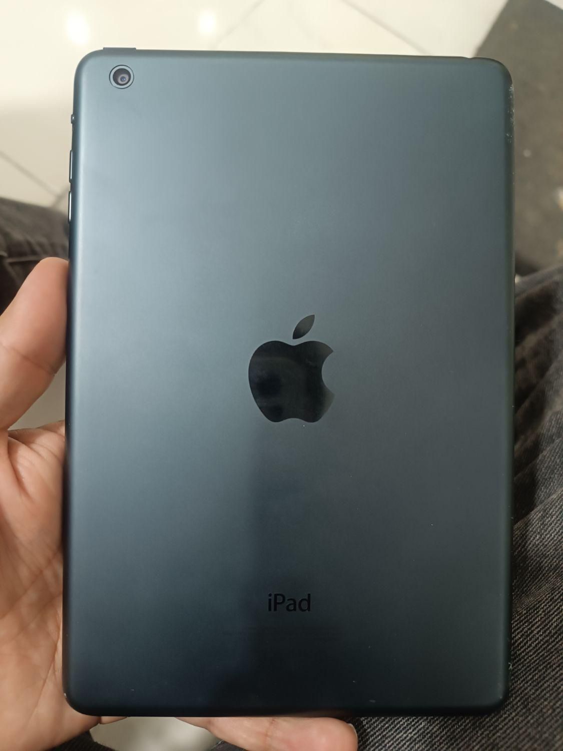 ipad|تبلت|کرج, مارلیک|دیوار