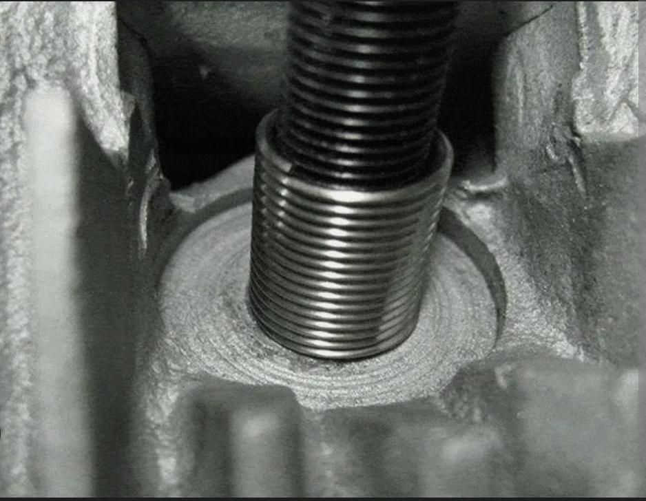 فنر قلاویز و درآوردن پیچ بریده در محل شما|خدمات پیشه و مهارت|شیراز, ترمینال باربری|دیوار