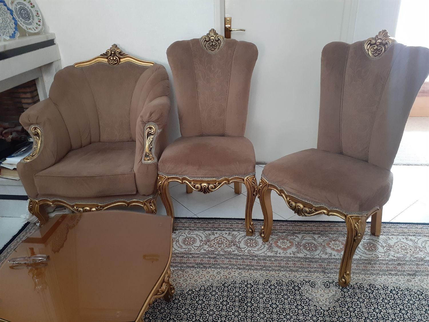 مبل نیمه استیل محکم وجنس خوب|مبلمان خانگی و میز عسلی|تهران, شمس‌آباد|دیوار