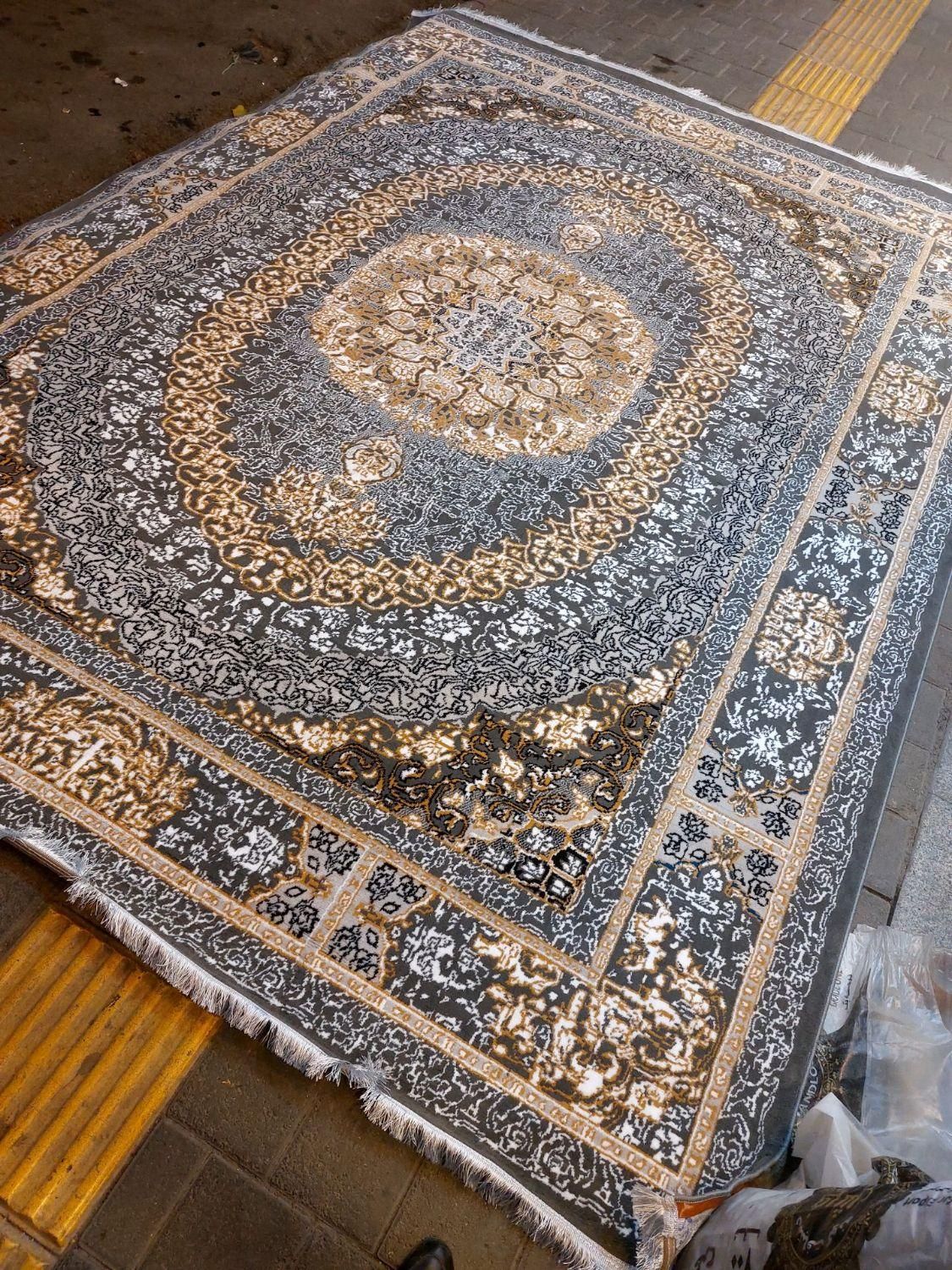 فرش۱۲/۶/۹متری تنها نمایندگی کاشان حاجی حسینی مشهد|فرش|مشهد, طلاب|دیوار
