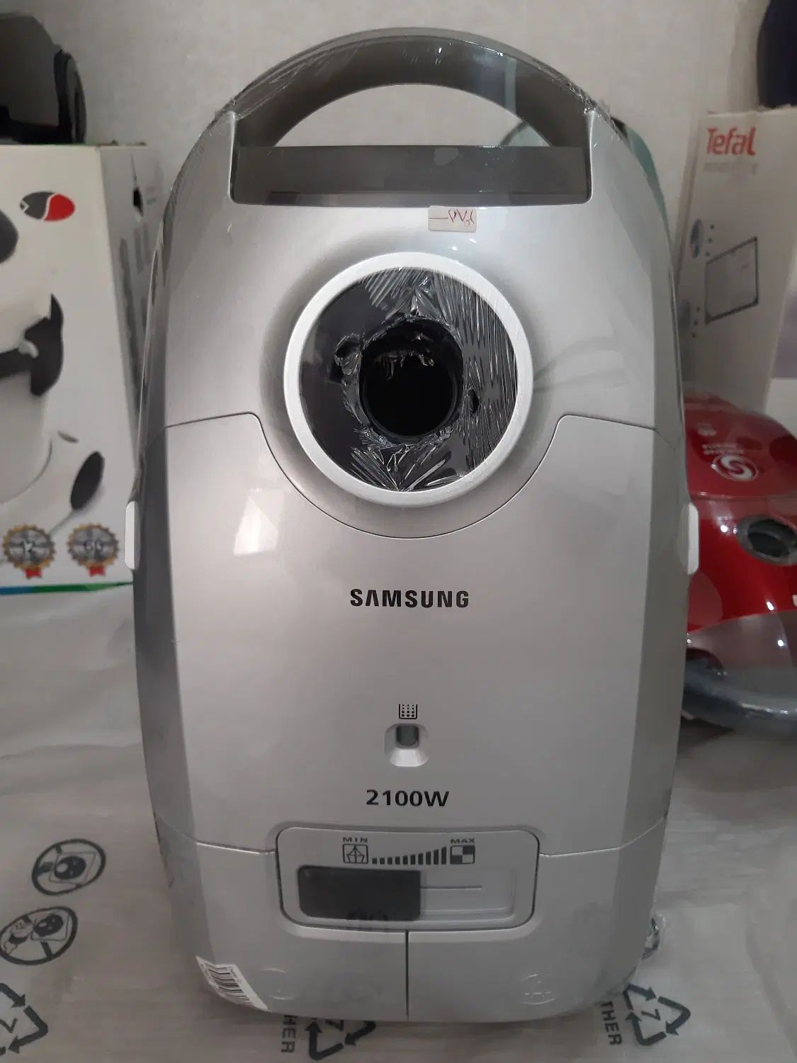 **جارو برقی سامسونگ 2100وات اصل کره در حد اکبند **|جاروبرقی، جارو شارژی، بخارشو|اصفهان, شهرک کاوه|دیوار