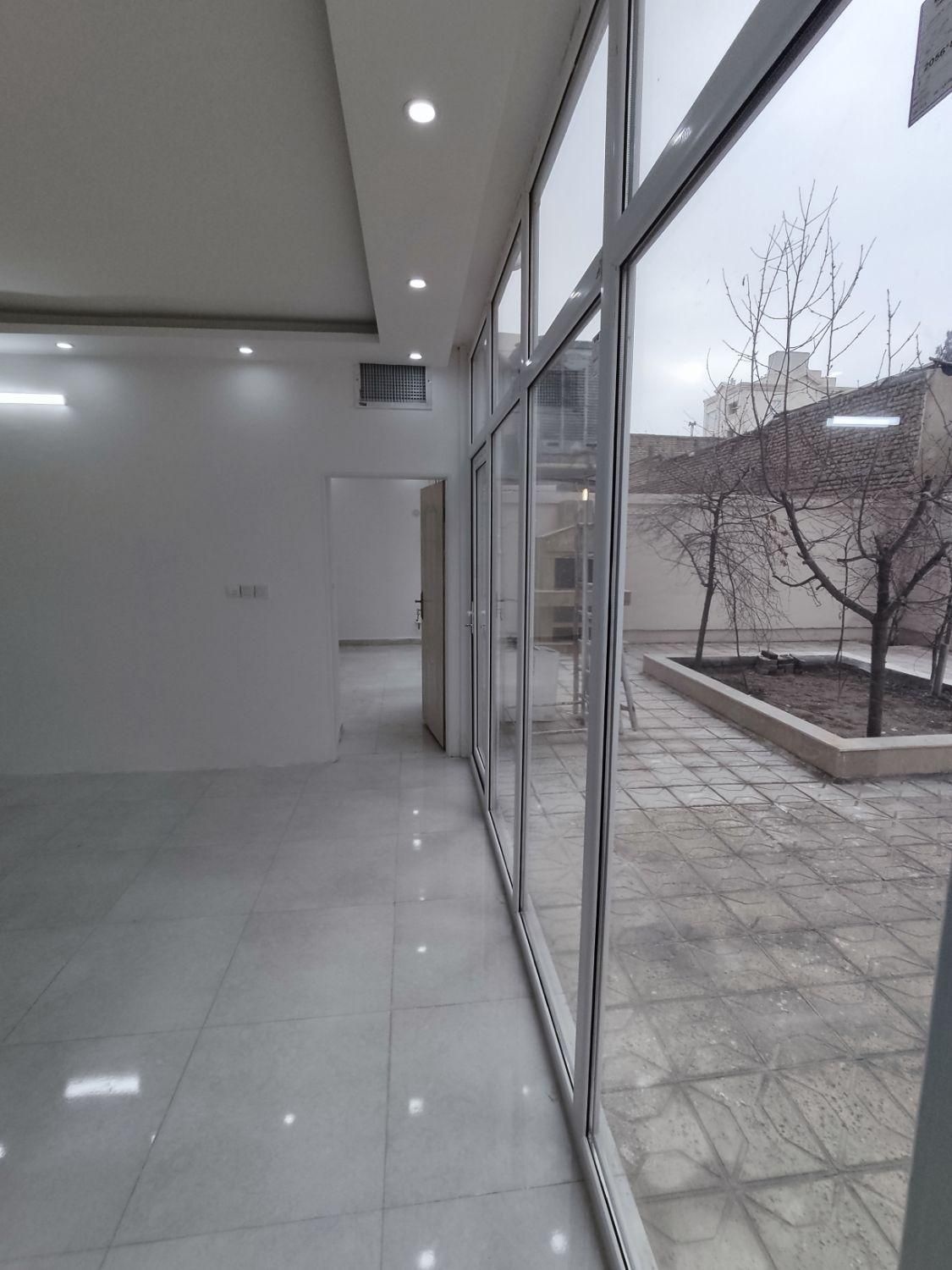 ابتدای اندیشه/همکف با حیاط اختصاصی و پارکینگ|فروش آپارتمان|مشهد, شهرک رازی (شهرک غرب)|دیوار