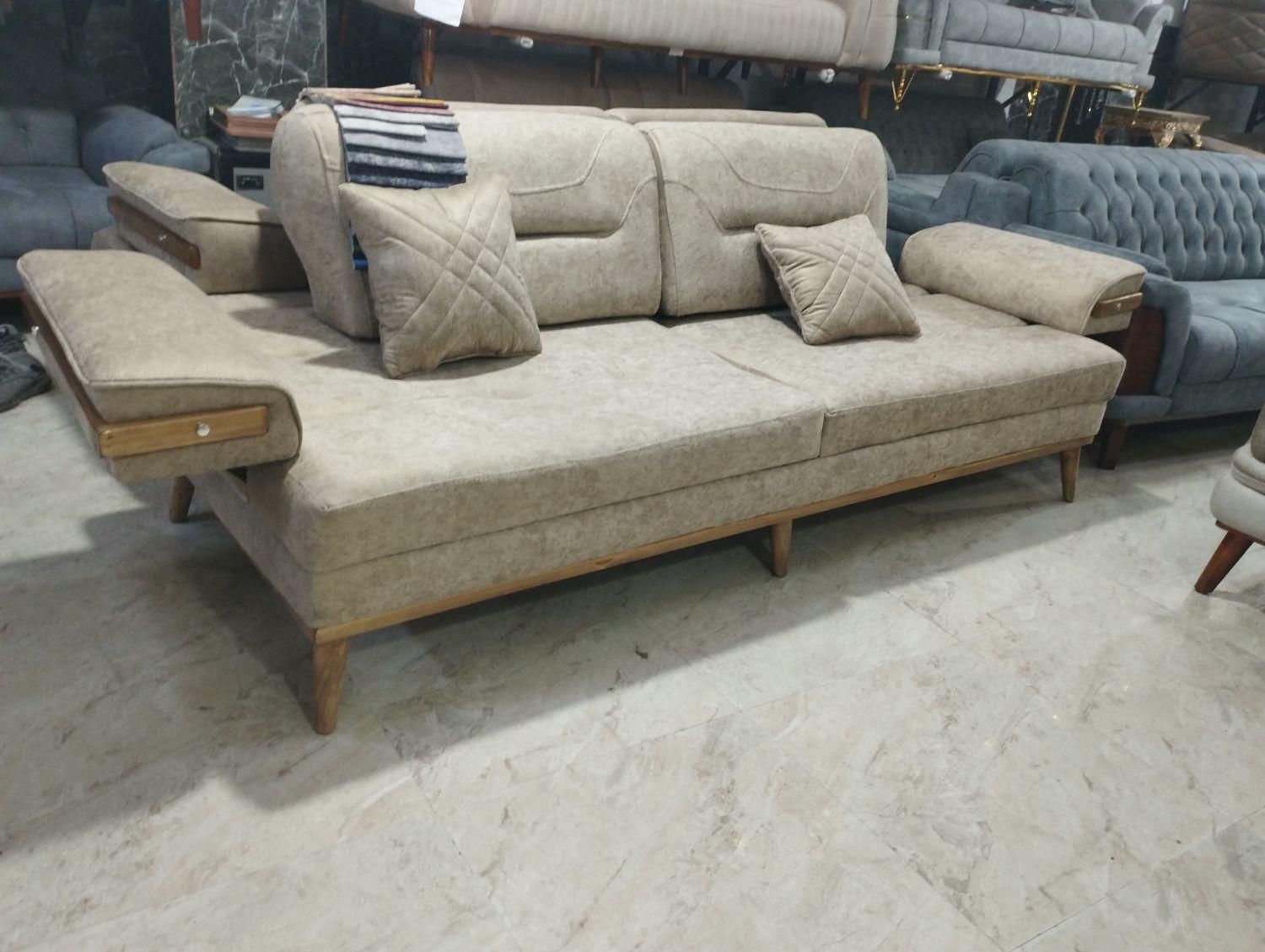 مبل در کارخانه مبل قزلباش|مبلمان خانگی و میز عسلی|اشنویه, |دیوار