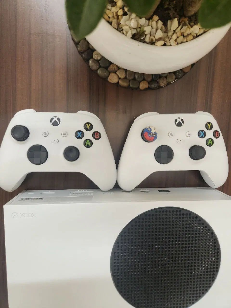 ایکس باکس سری اس دو دسته x box s series|کنسول، بازی ویدئویی و آنلاین|تهران, فدک|دیوار