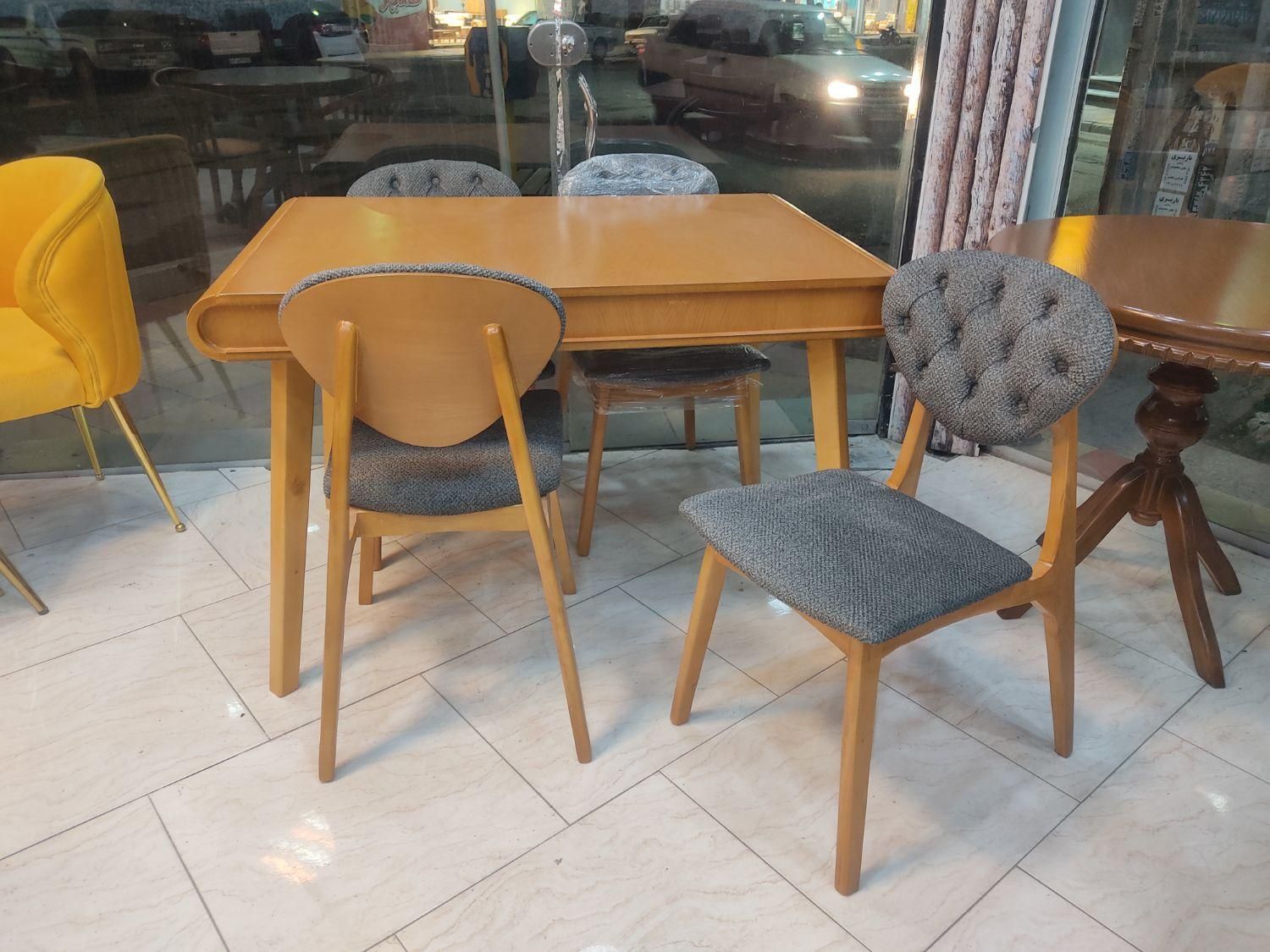 میز و صندلی ناهارخوری مدل جدید لمسه دست|میز و صندلی غذاخوری|مشکیندشت, |دیوار