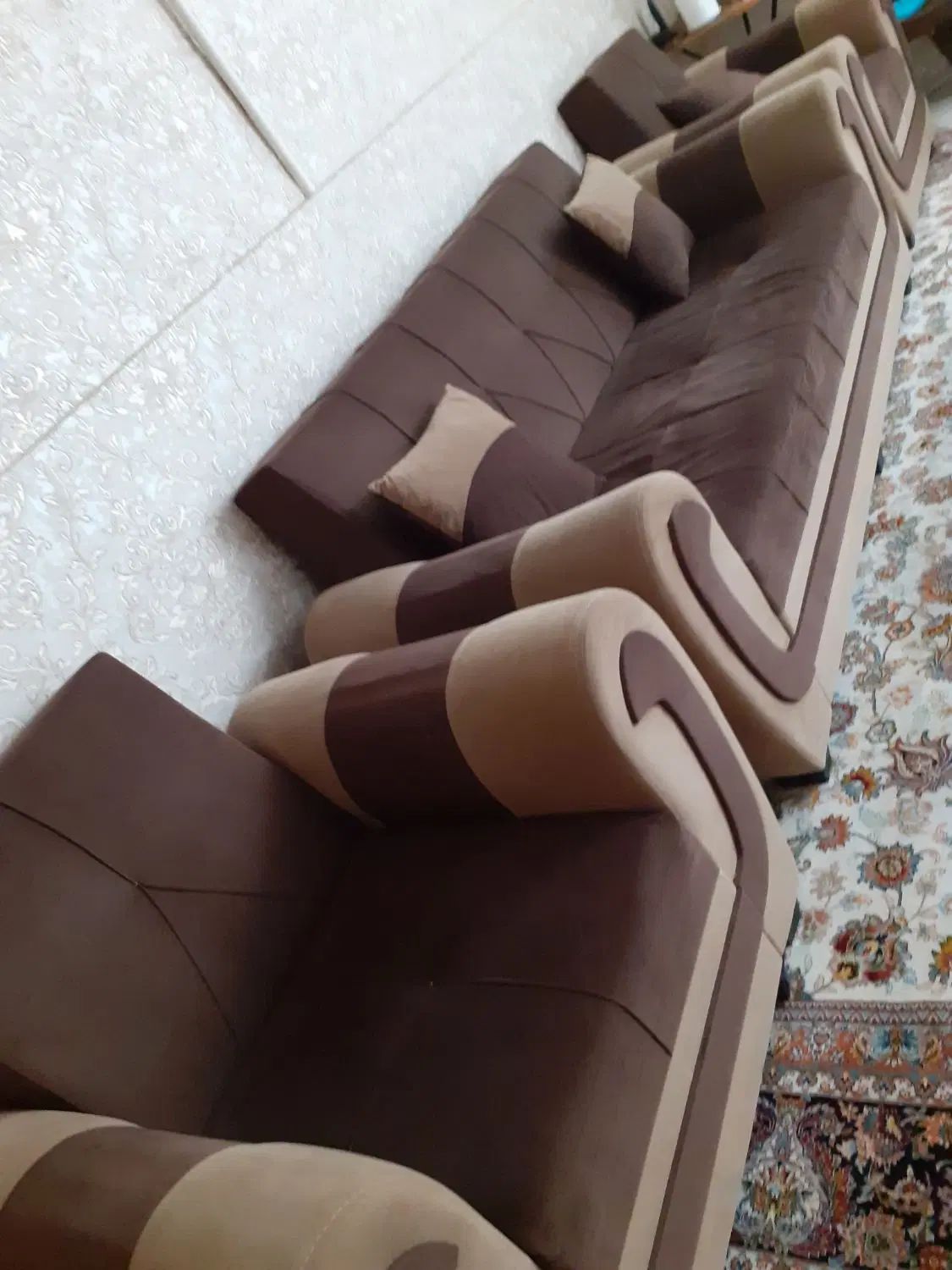 مبلمان راحتی|مبلمان خانگی و میز عسلی|اصفهان, شیخ اشراق|دیوار