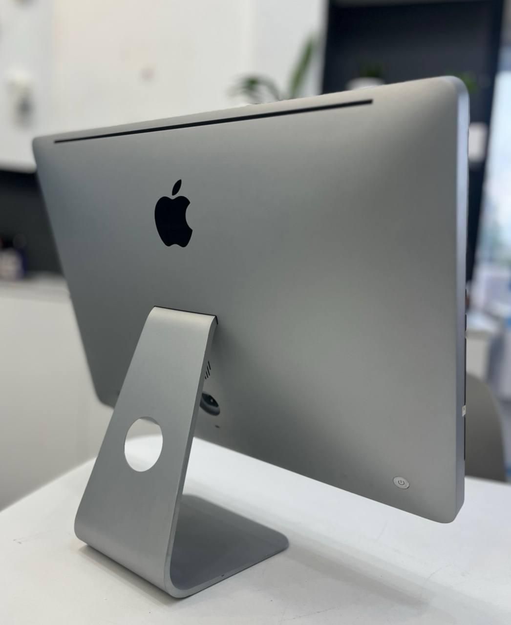 آلینوان apple نسل ۲|رایانه رومیزی|رشت, نامجو|دیوار